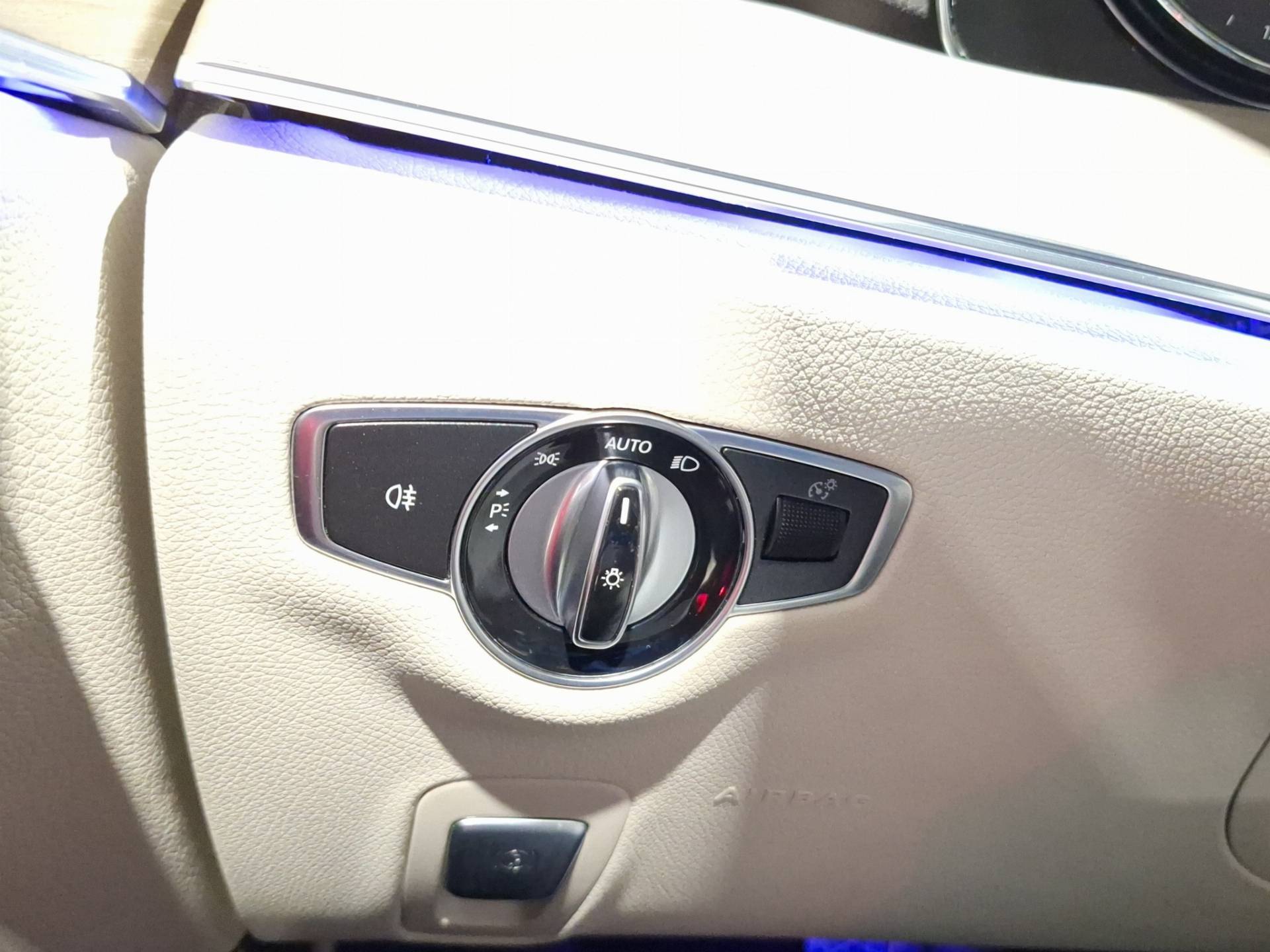 MERCEDES Classe E Cabrio - Foto 30