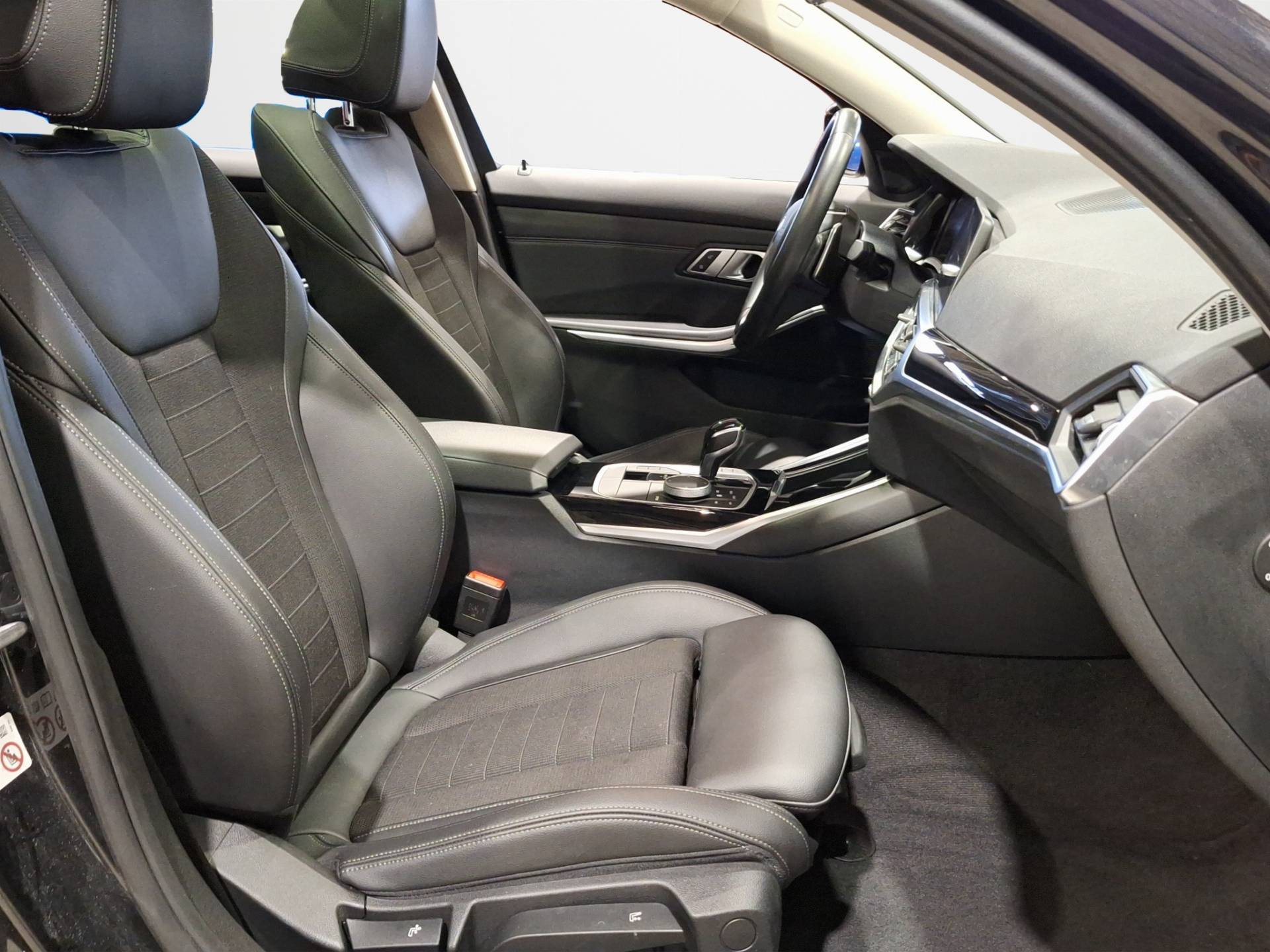 BMW Serie 3 Touring - Foto 15