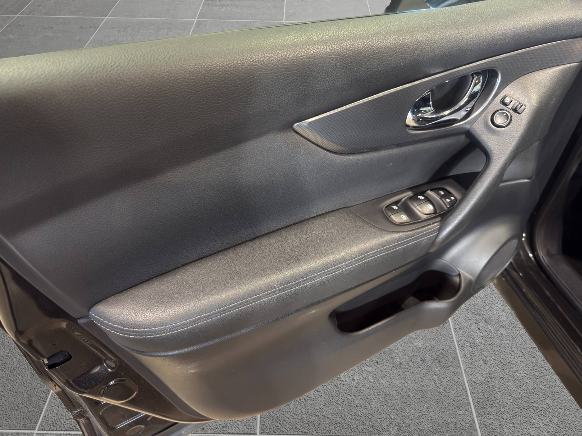 NISSAN Qashqai - Foto 8