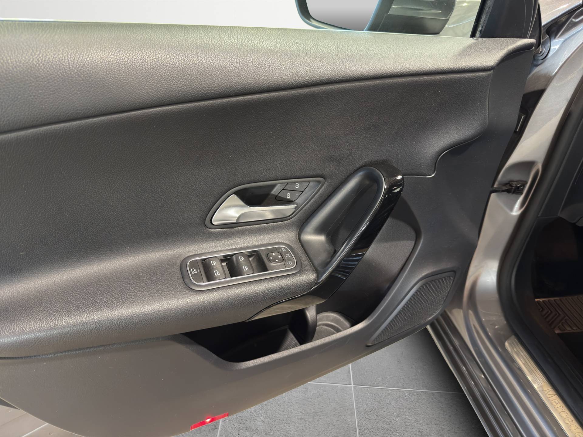 MERCEDES Classe A - Foto 8