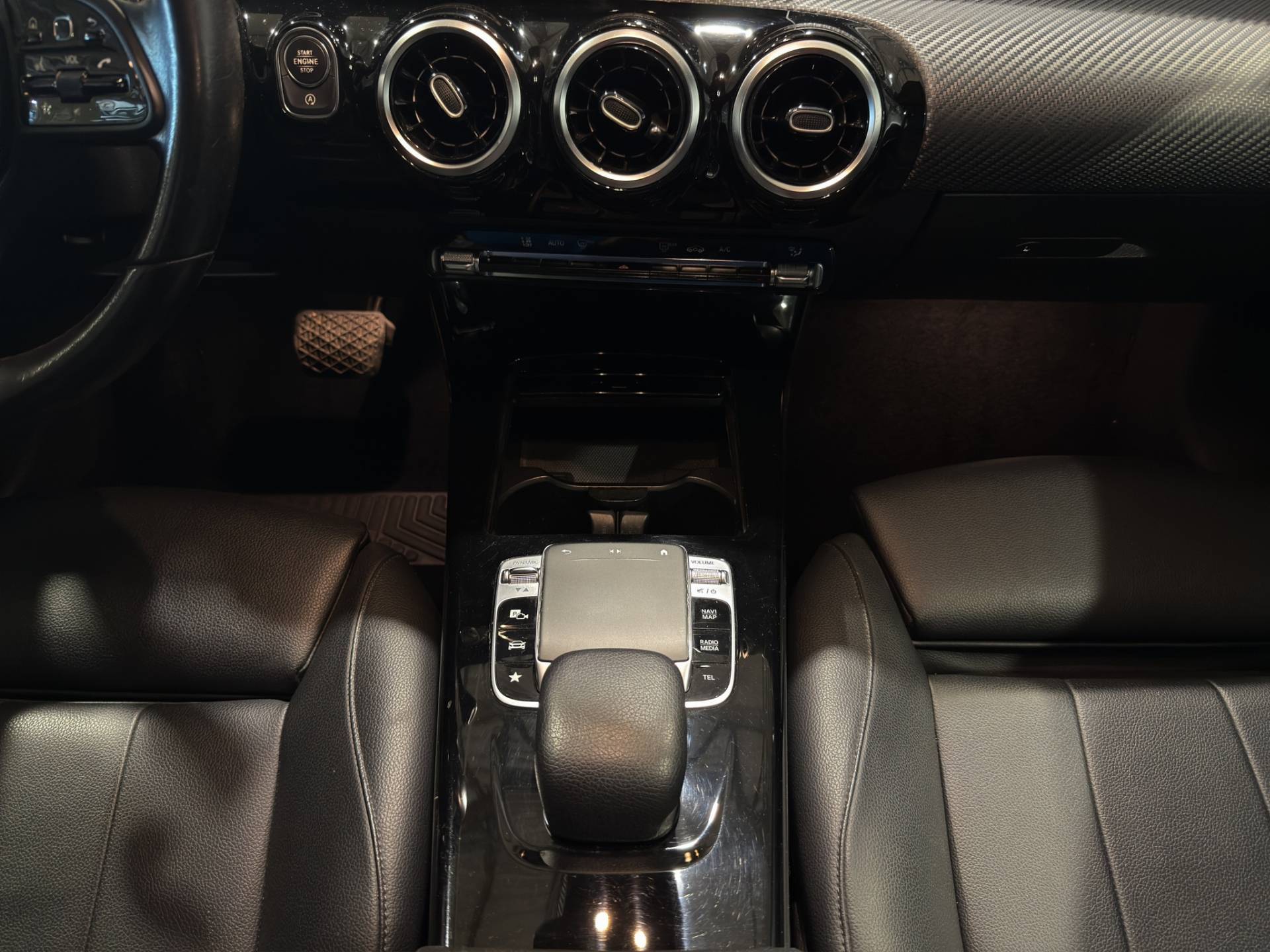 MERCEDES Classe A - Foto 13