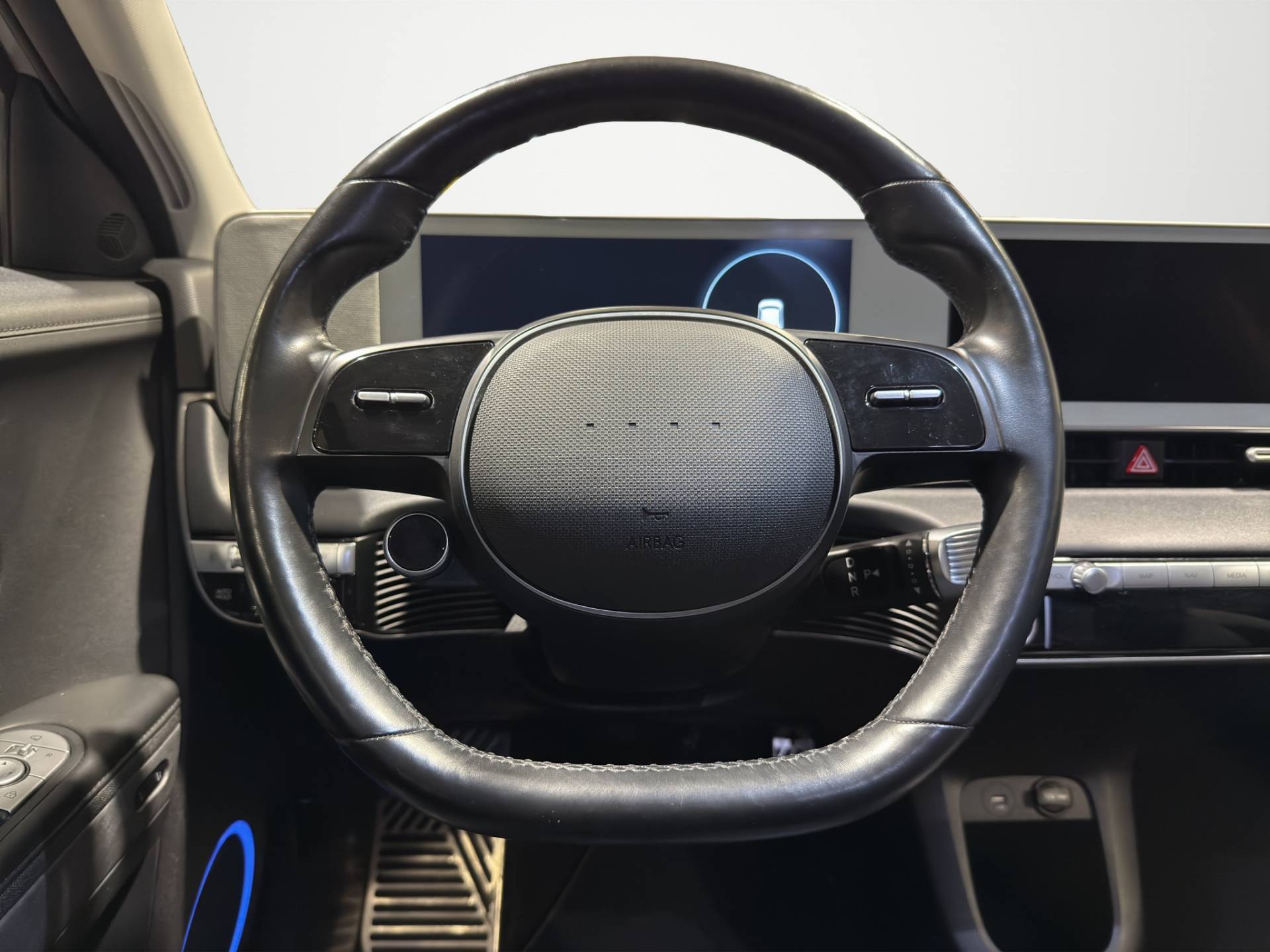 HYUNDAI IONIQ 5 - Foto 9