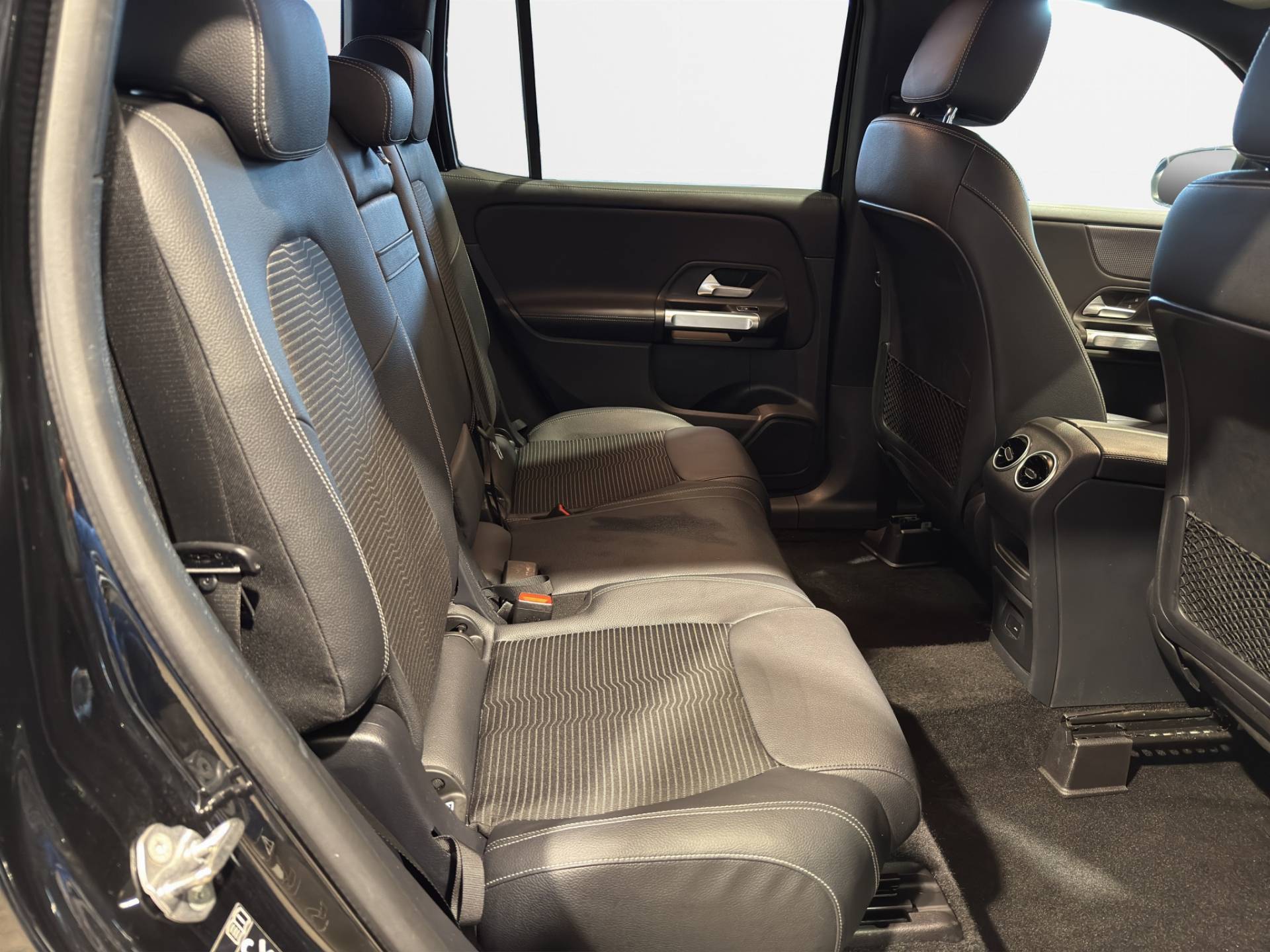 MERCEDES GLB - Foto 17