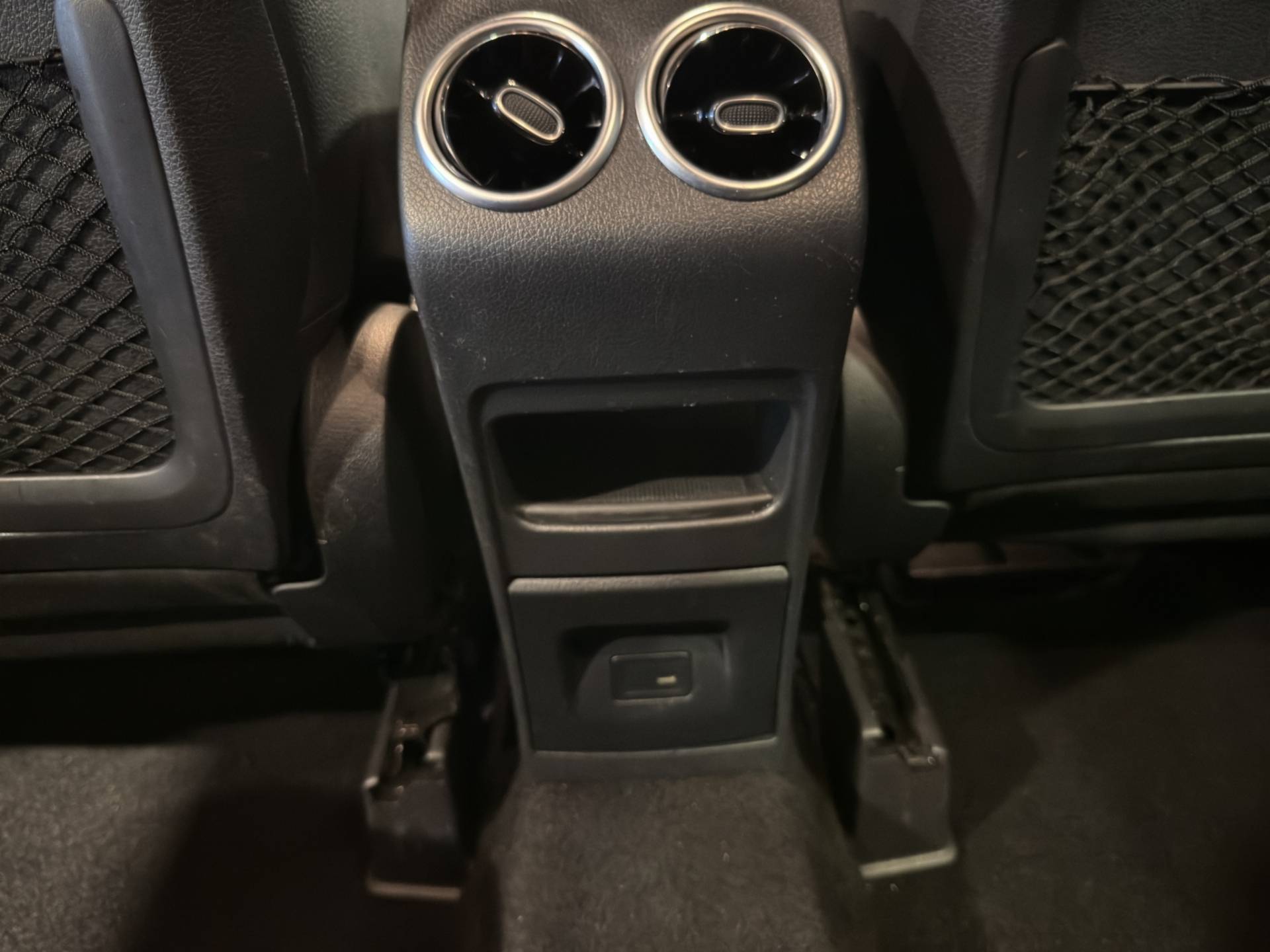 MERCEDES GLB - Foto 25