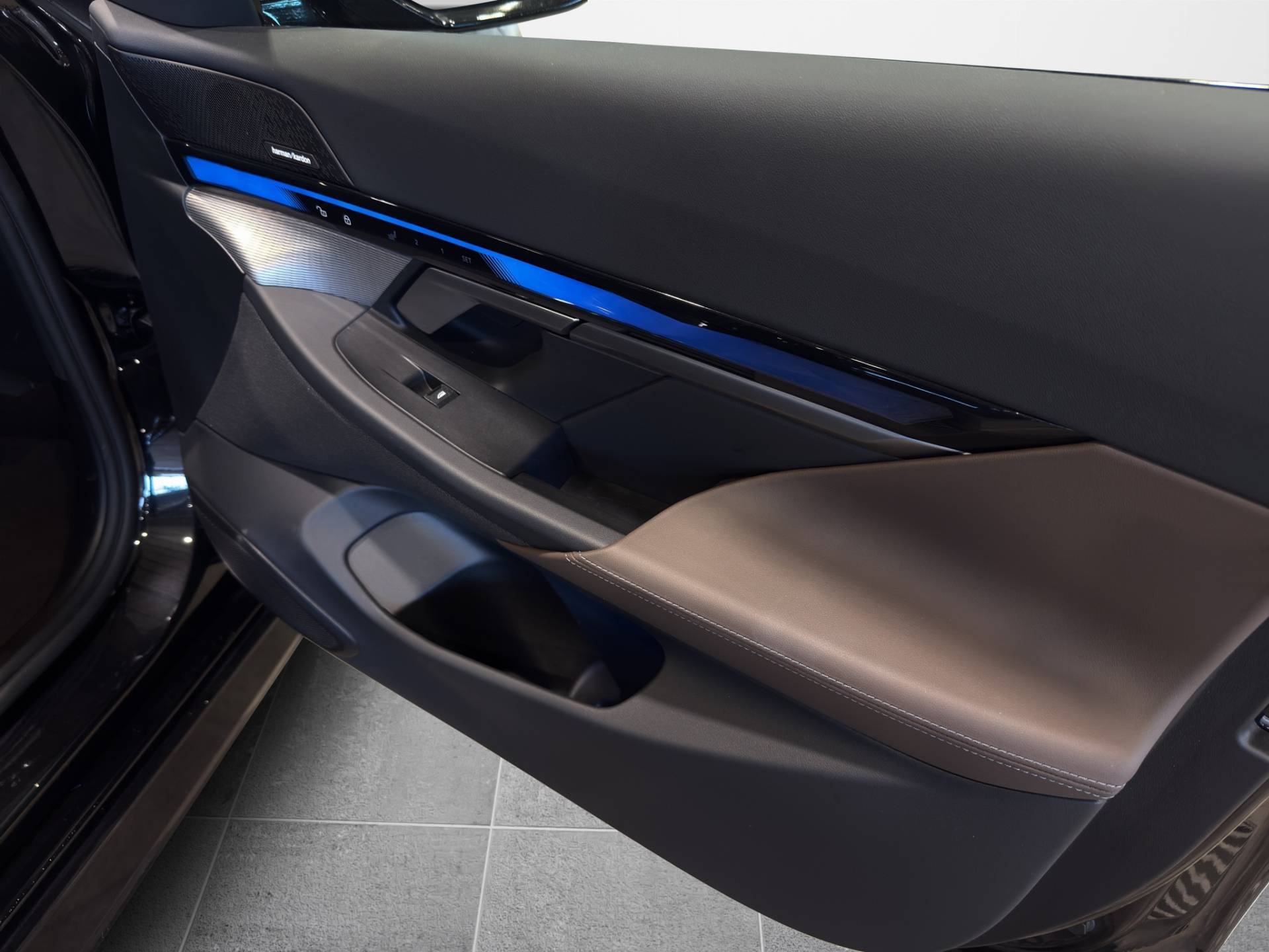 BMW Serie 5 Berlina i5 M60 MSport Pro usata in pronta consegna - Brandini