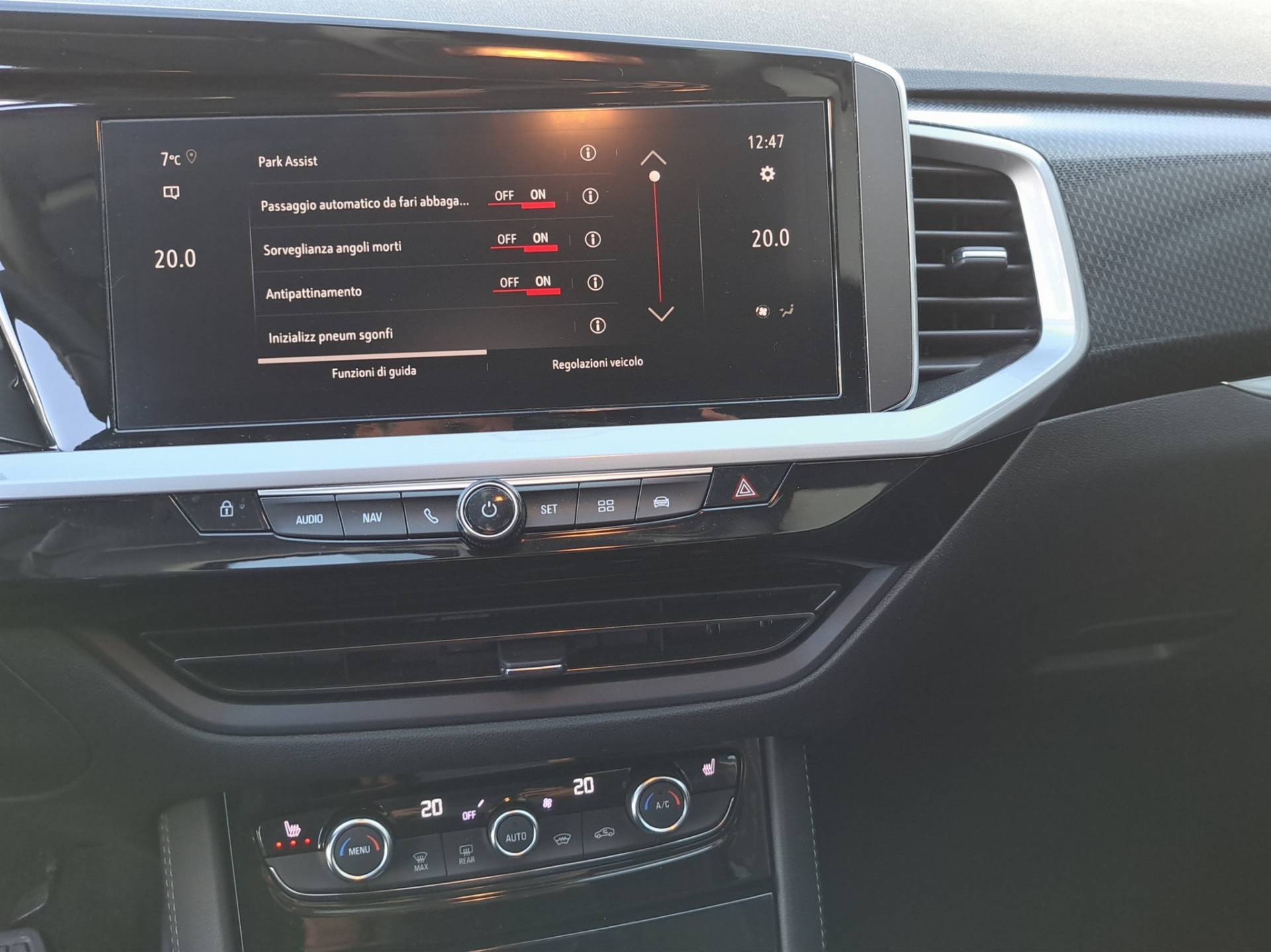 OPEL Grandland - Foto 13