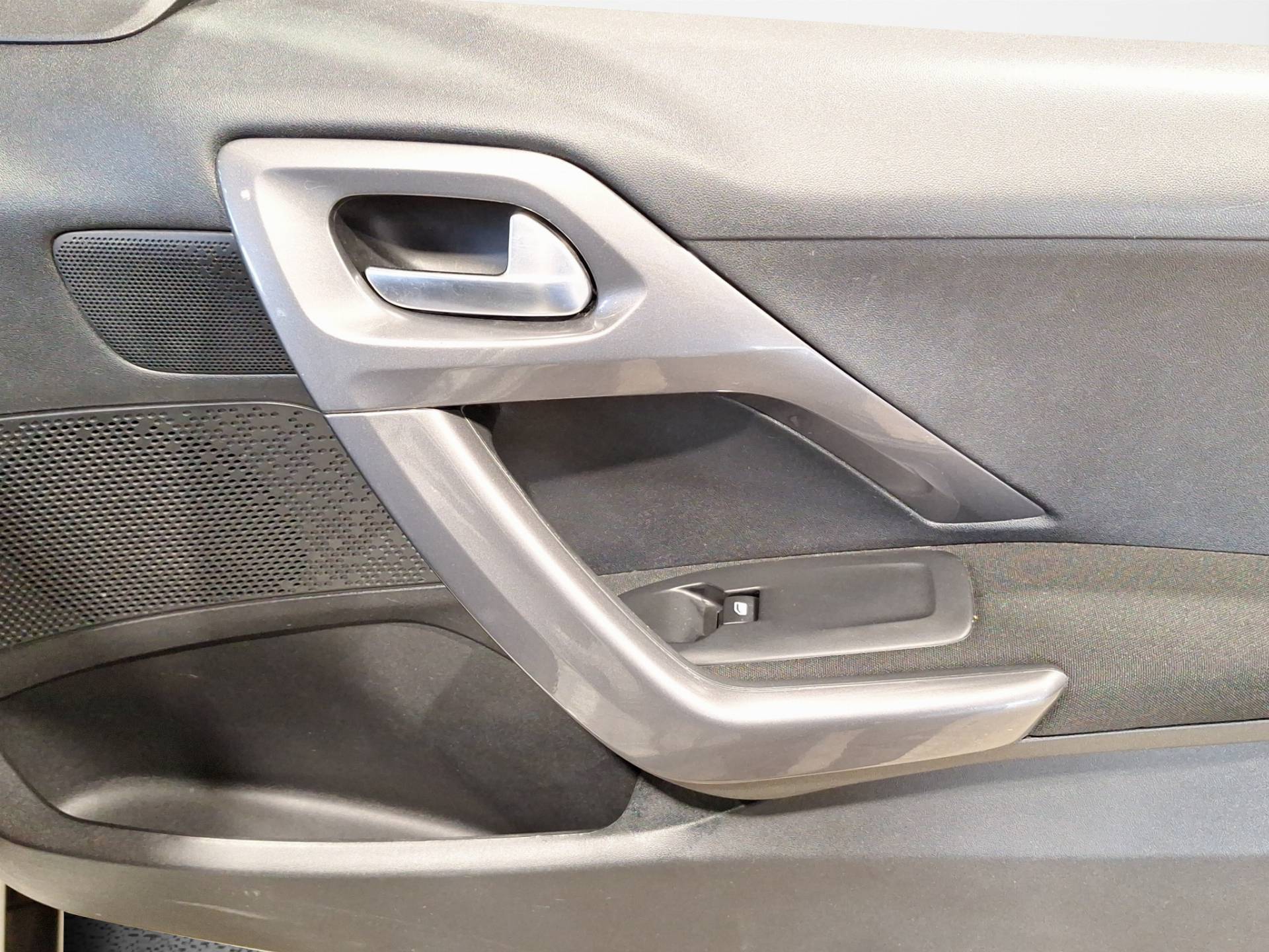 PEUGEOT 2008 - Foto 16