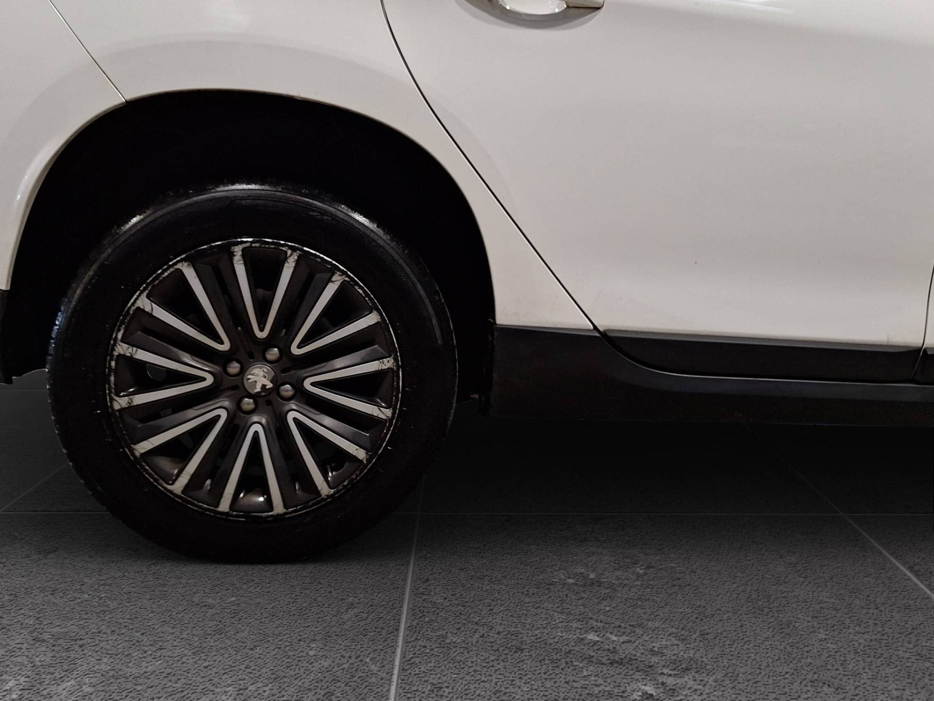 PEUGEOT 2008 - Foto 21