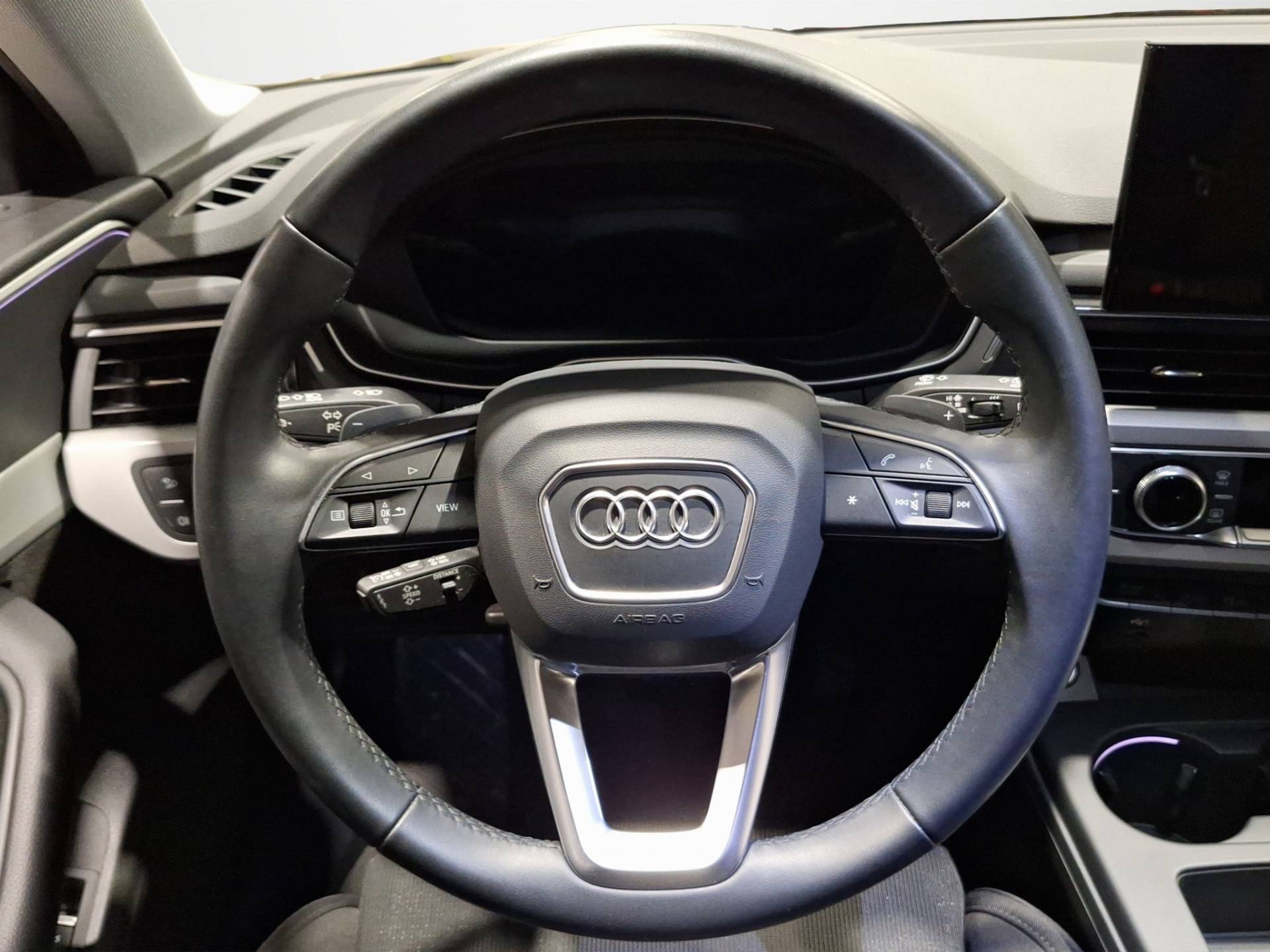 AUDI A4 - Foto 9