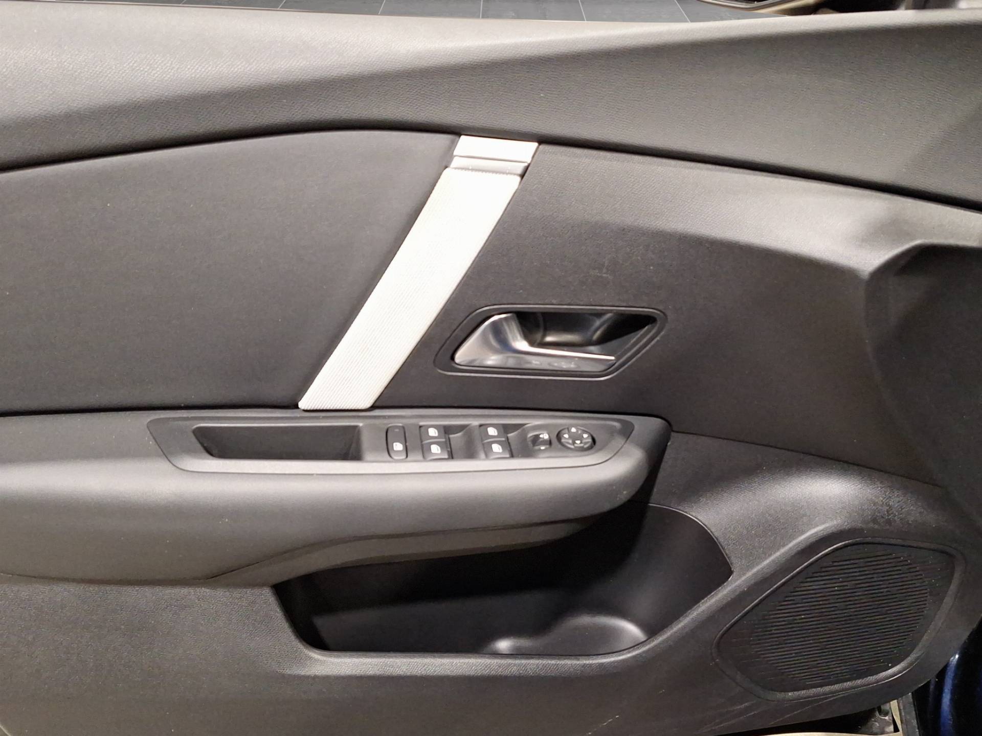 CITROEN C4 C4 1.2 hybrid Max 136cv e-dcs6 usata in pronta consegna - Brandini