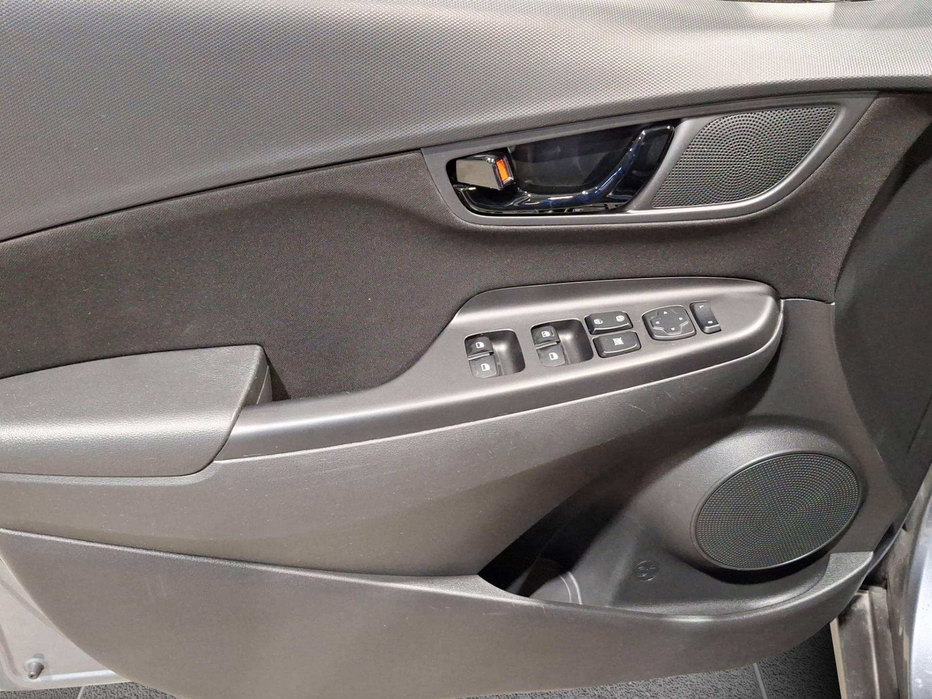 HYUNDAI Kona - Foto 8