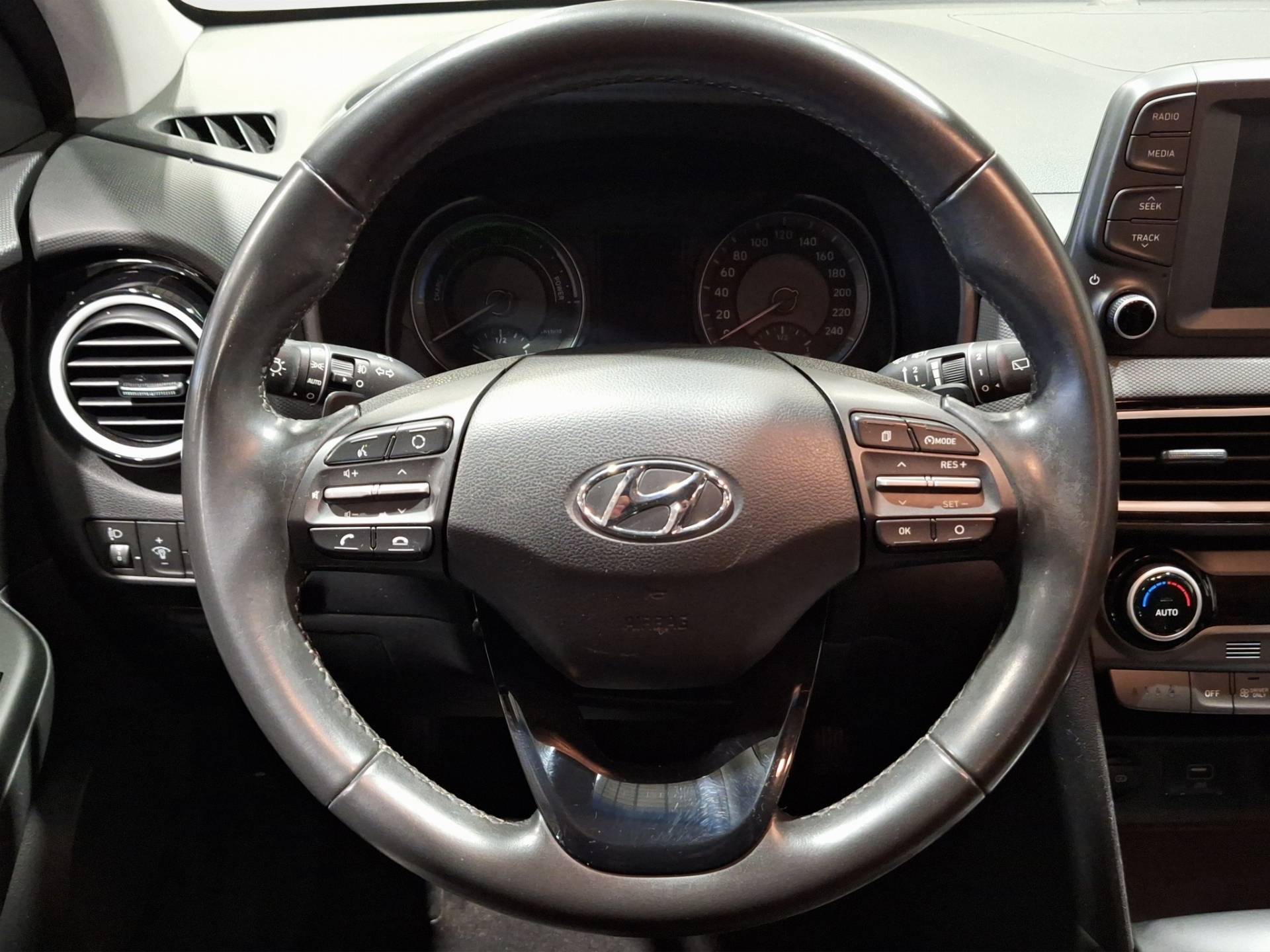 HYUNDAI Kona - Foto 9