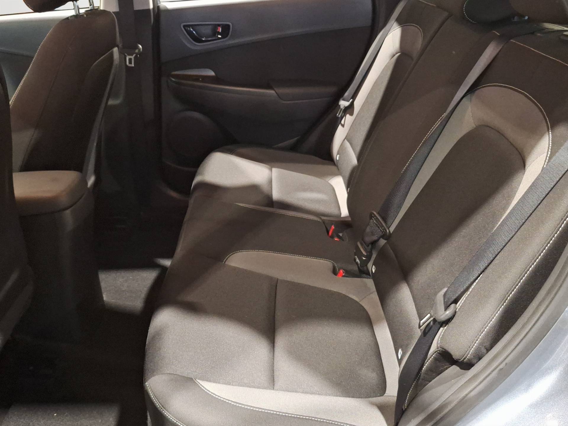 HYUNDAI Kona - Foto 11