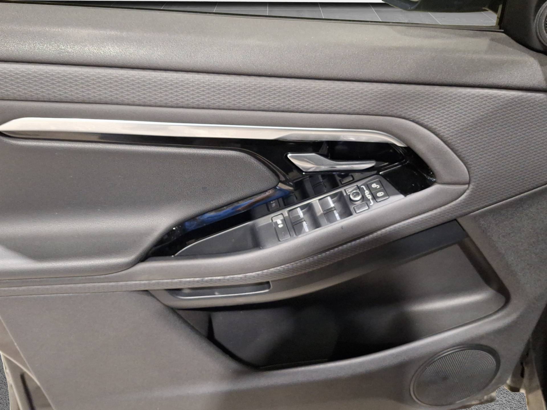 LAND ROVER Range Rover Evoque Range Rover Evoque 2.0d i4 mhev S awd 150cv auto usata in pronta consegna - Brandini