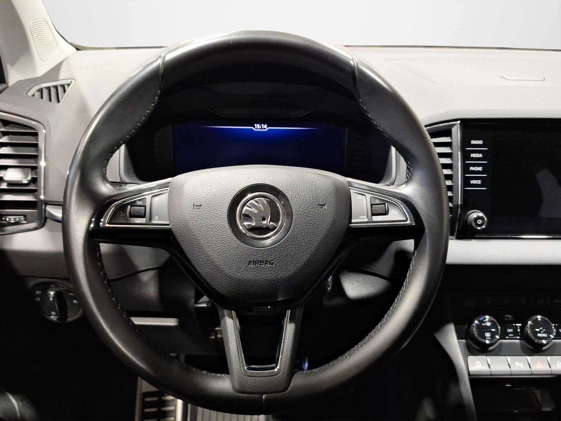 SKODA Karoq Karoq 1.6 tdi Style dsg usata in pronta consegna - Brandini