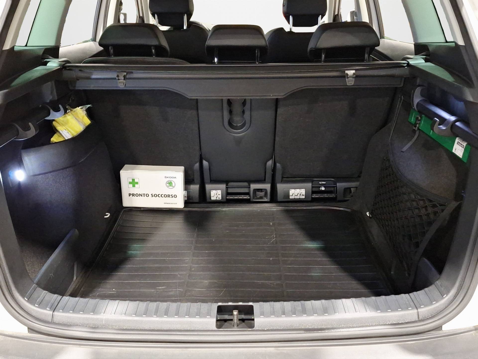 SKODA Karoq Karoq 1.6 tdi Style dsg usata in pronta consegna - Brandini