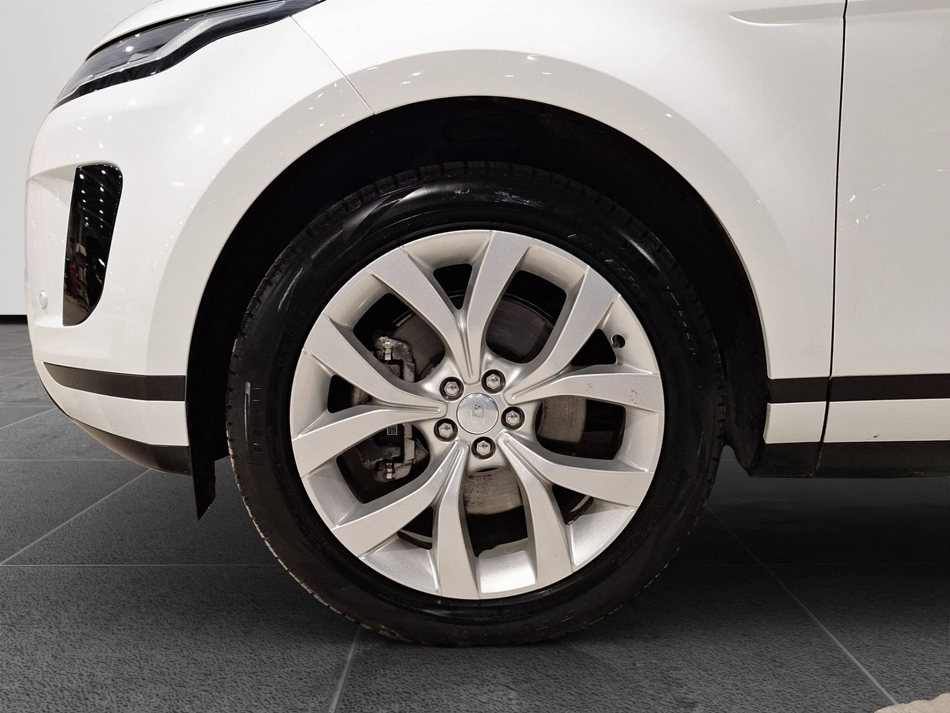 LAND ROVER Range Rover Evoque Range Rover Evoque 2.0d i4 mhev SE awd 163cv auto usata in pronta consegna - Brandini