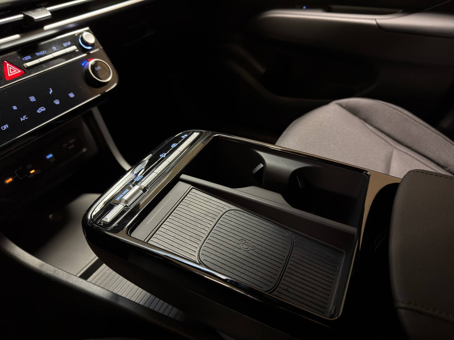 HYUNDAI Tucson Tucson 1.6 hev Dark Line 2wd 239cv auto usata in pronta consegna - Brandini