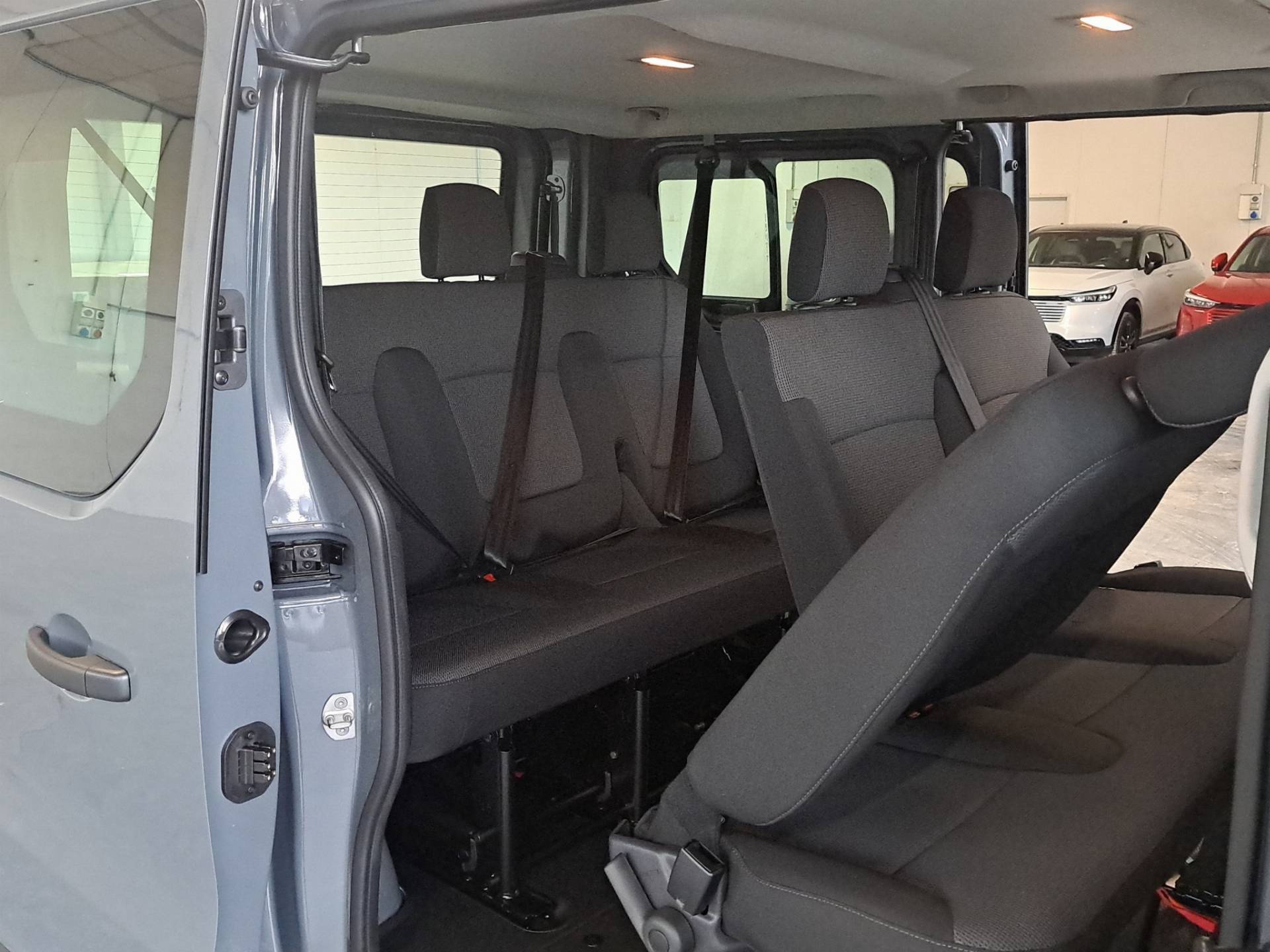 NISSAN Primastar Primastar Bus L1H1 27Q 150cv auto usata in pronta consegna - Brandini