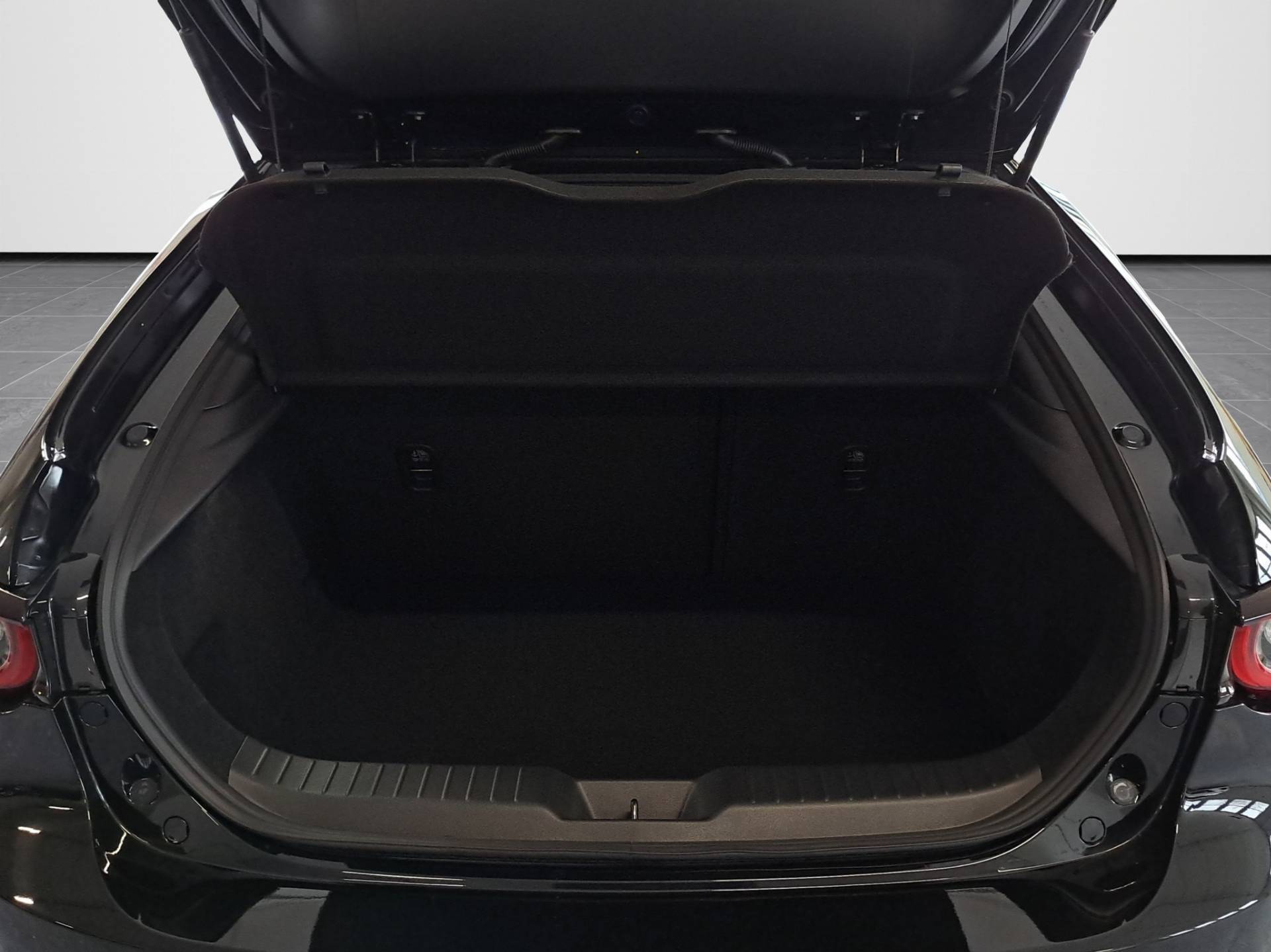 MAZDA Mazda3 3 5p 2.5 m-hybrid Centre Line Design 140cv usata in pronta consegna - Brandini