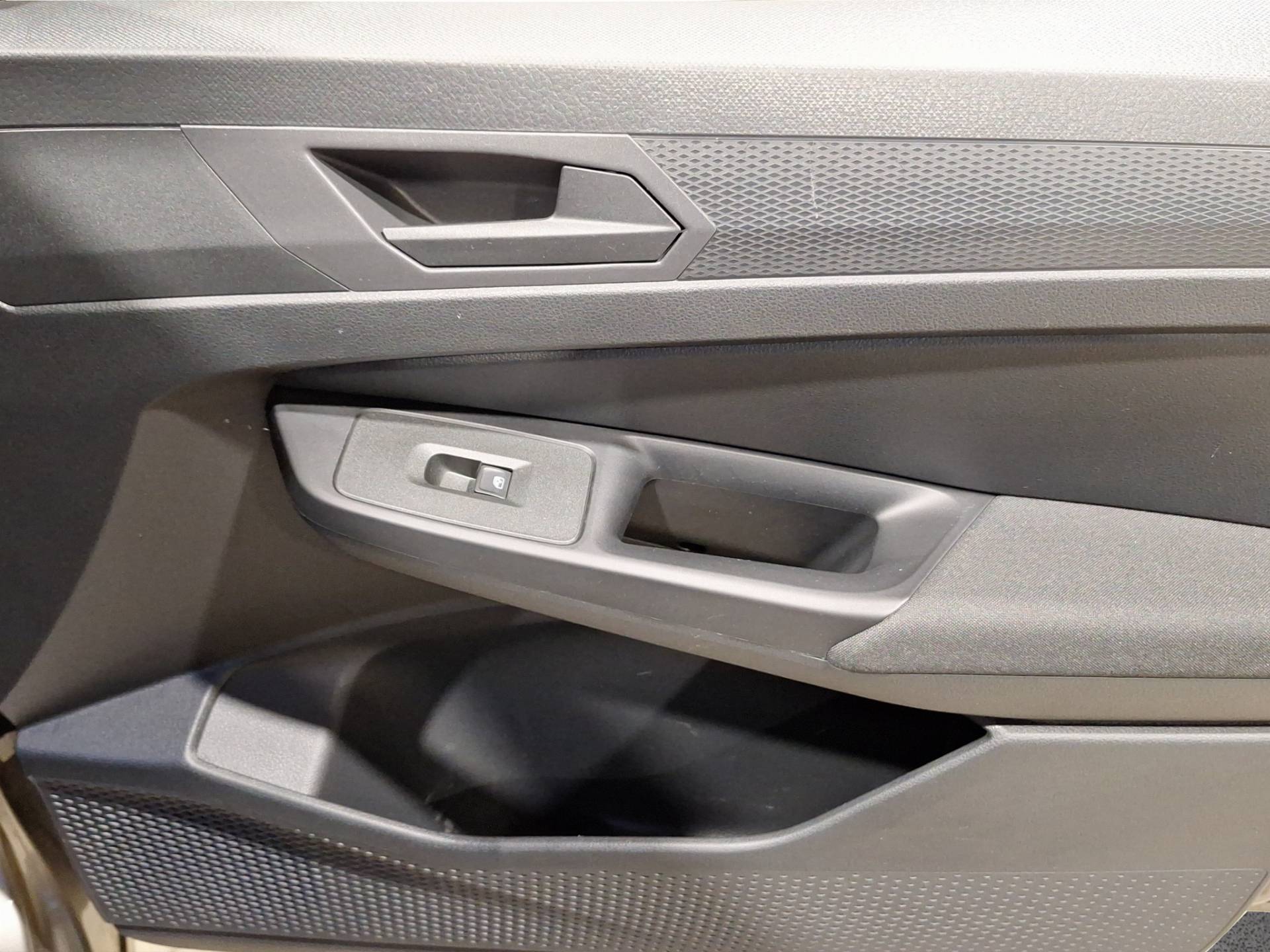 VOLKSWAGEN Caddy Caddy California 2.0 tdi 122cv dsg7 usata in pronta consegna - Brandini