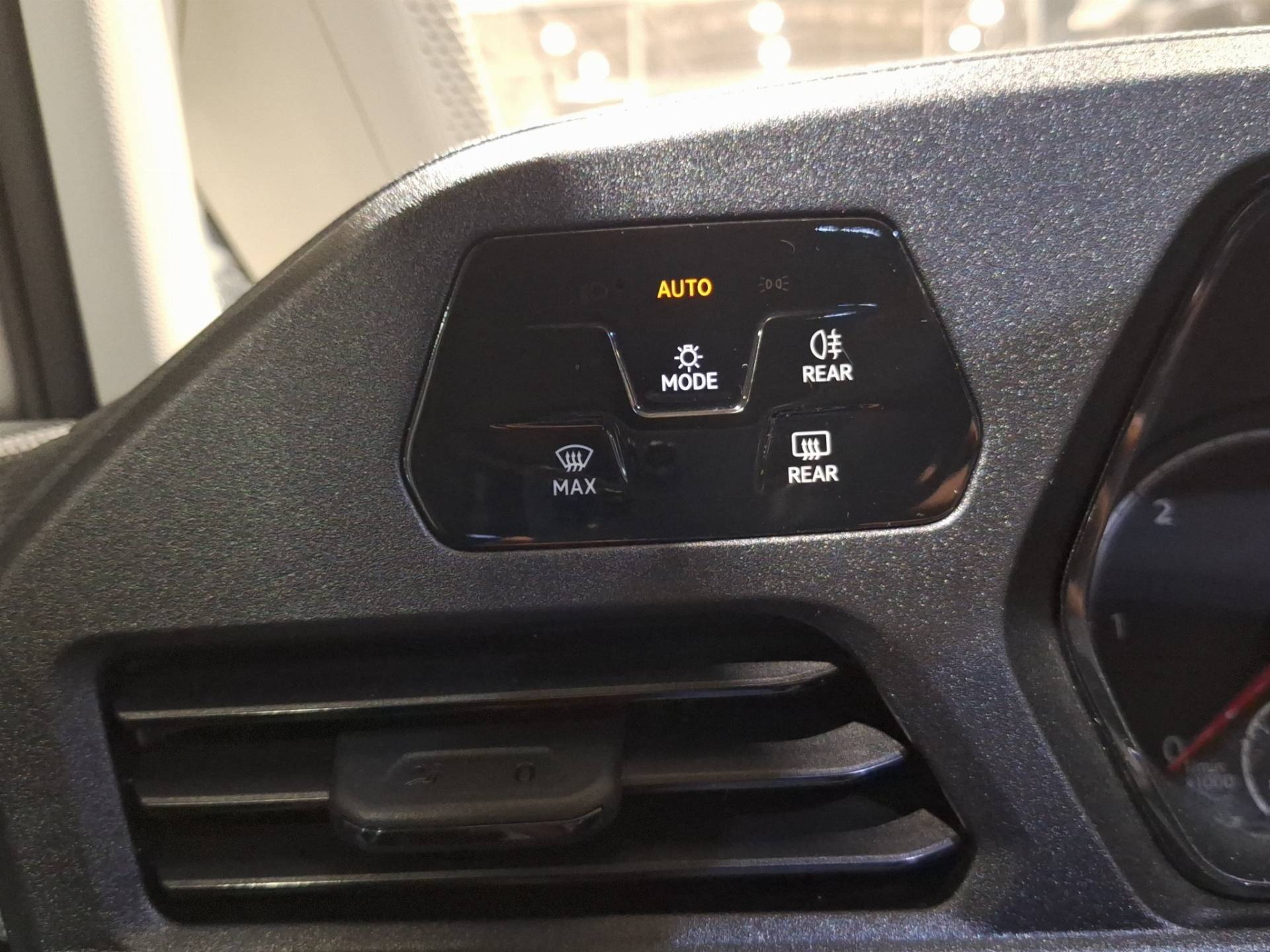 VOLKSWAGEN Caddy Caddy California 2.0 tdi 122cv dsg7 usata in pronta consegna - Brandini