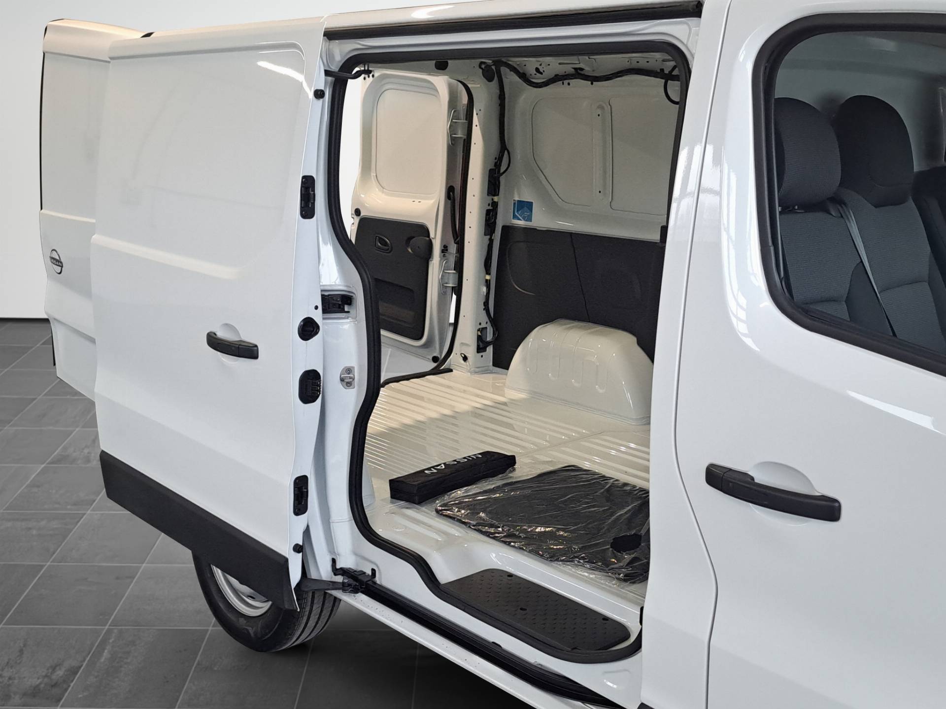 NISSAN Primastar Primastar Van Acenta L1H1  27q 110cv usata in pronta consegna - Brandini
