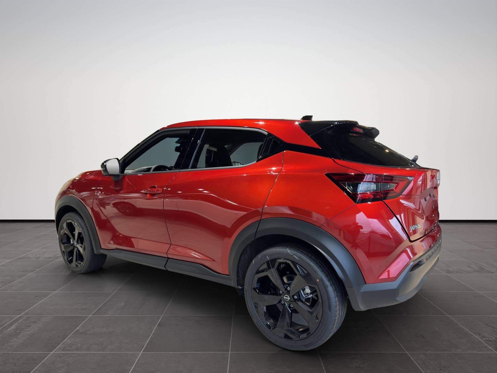 NISSAN Juke Juke 1.0 dig-t Tekna 114cv dct usata in pronta consegna - Brandini