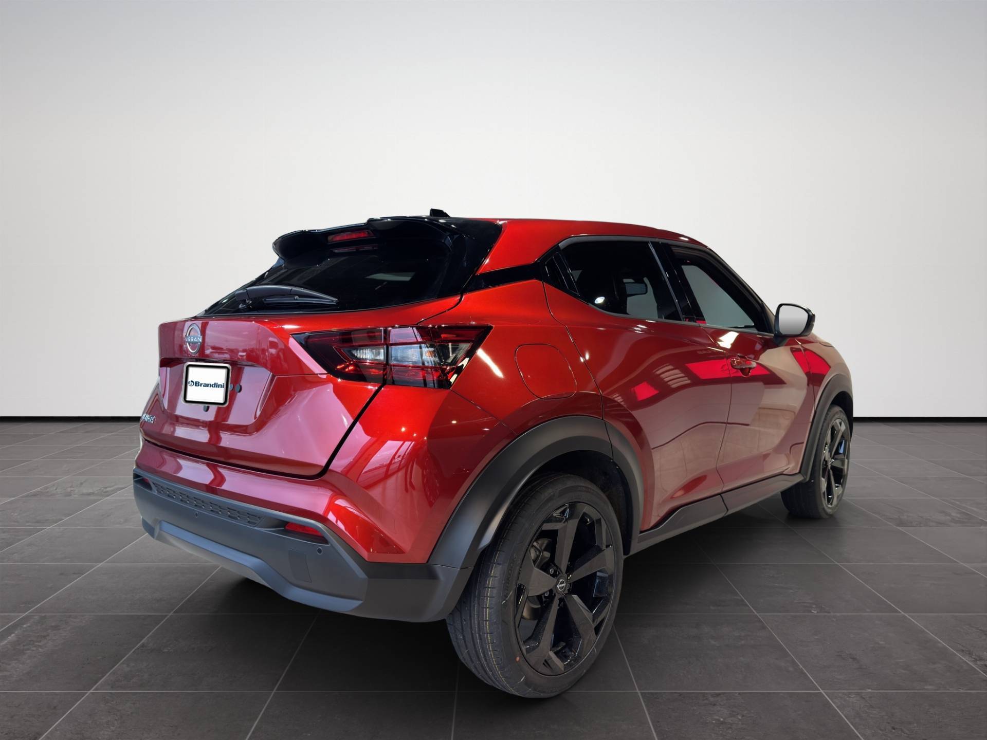 NISSAN Juke Juke 1.0 dig-t Tekna 114cv dct usata in pronta consegna - Brandini