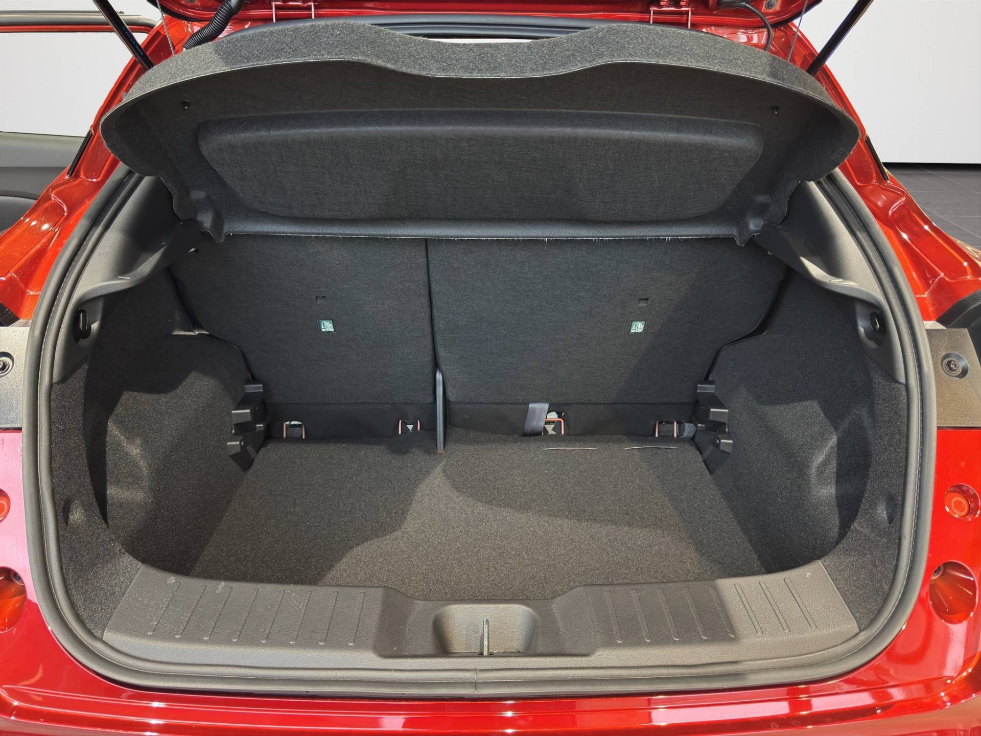 NISSAN Juke Juke 1.0 dig-t Tekna 114cv dct usata in pronta consegna - Brandini