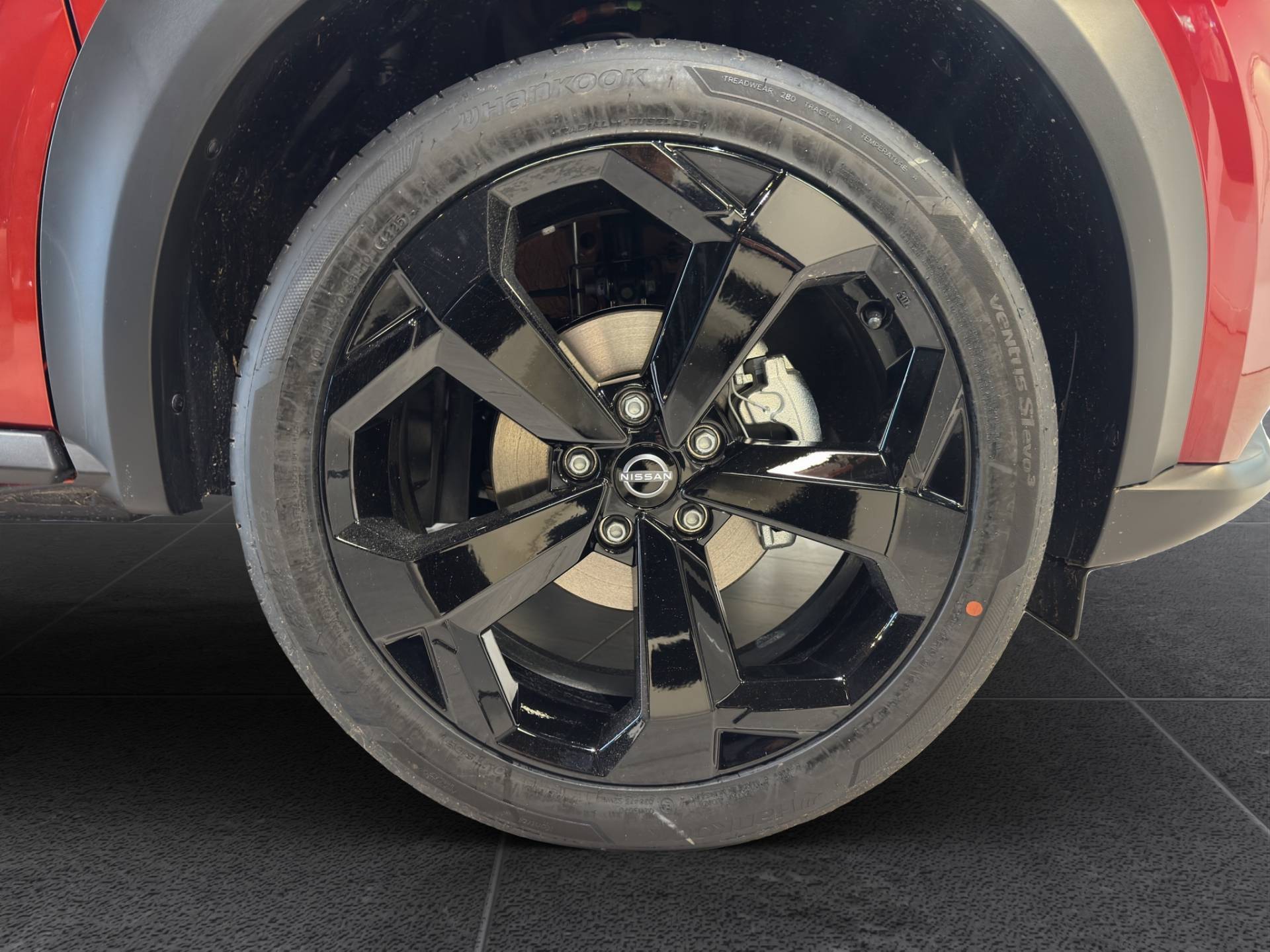 NISSAN Juke Juke 1.0 dig-t Tekna 114cv dct usata in pronta consegna - Brandini