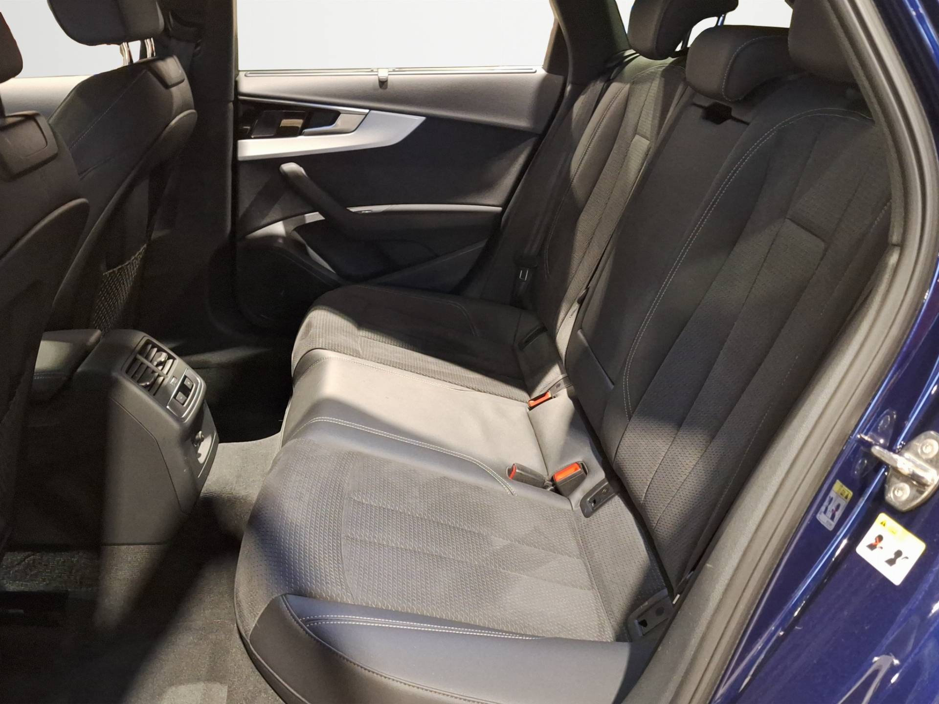 AUDI A4 S4 Avant 3.0 tdi mhev Sport Attitude quattro 341cv tiptronic usata in pronta consegna - Brandini