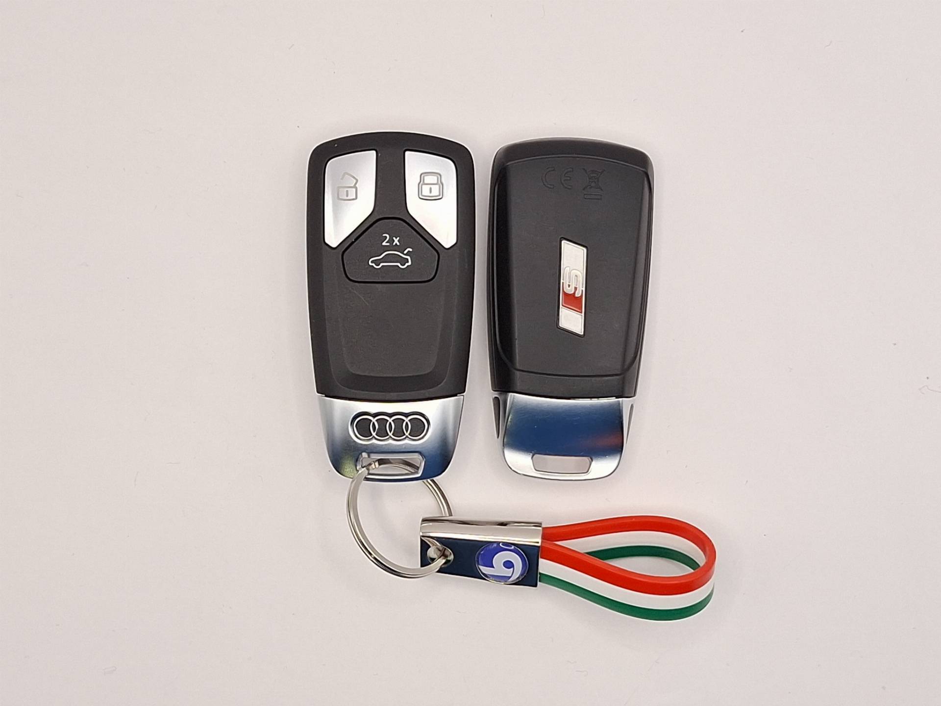 AUDI A4 S4 Avant 3.0 tdi mhev Sport Attitude quattro 341cv tiptronic usata in pronta consegna - Brandini