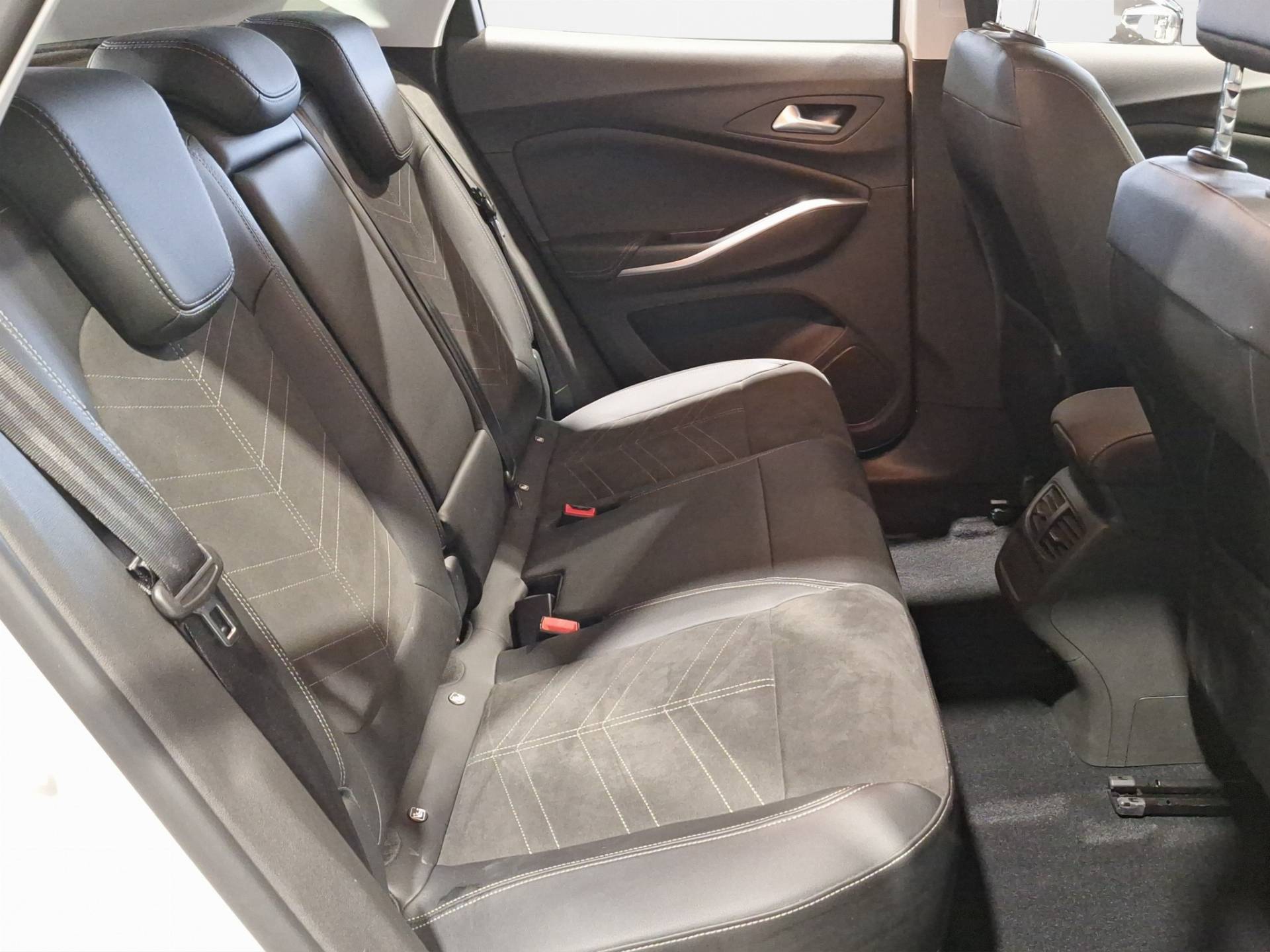 OPEL Grandland Grandland 1.6 phev GS fwd 225cv auto usata in pronta consegna - Brandini