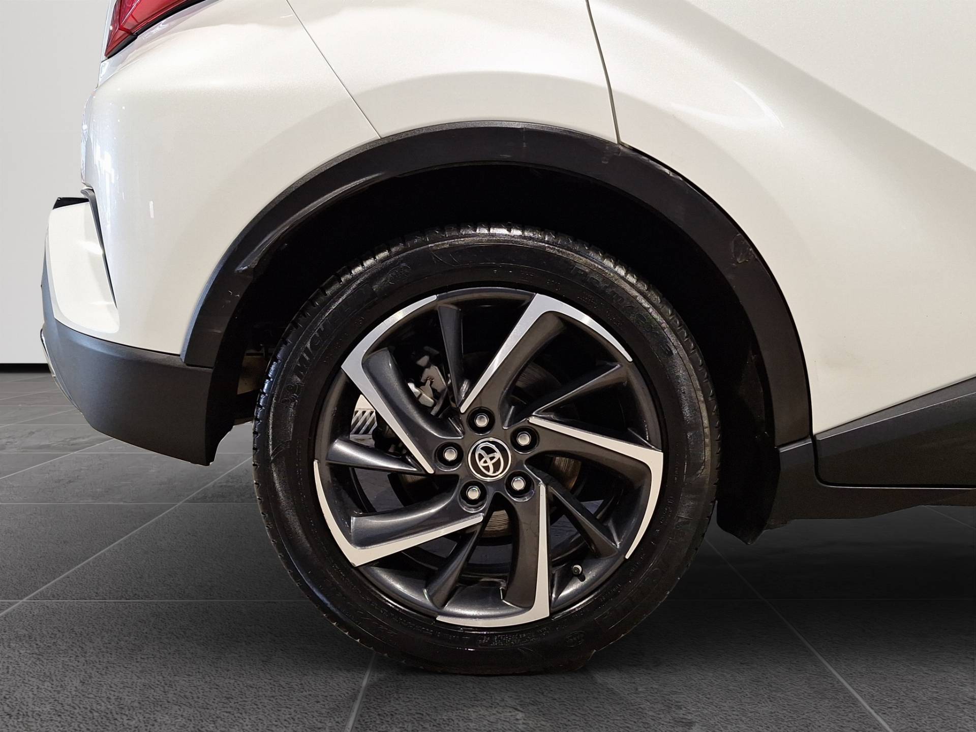 TOYOTA C-HR C-HR 2.0h Style e-cvt usata in pronta consegna - Brandini