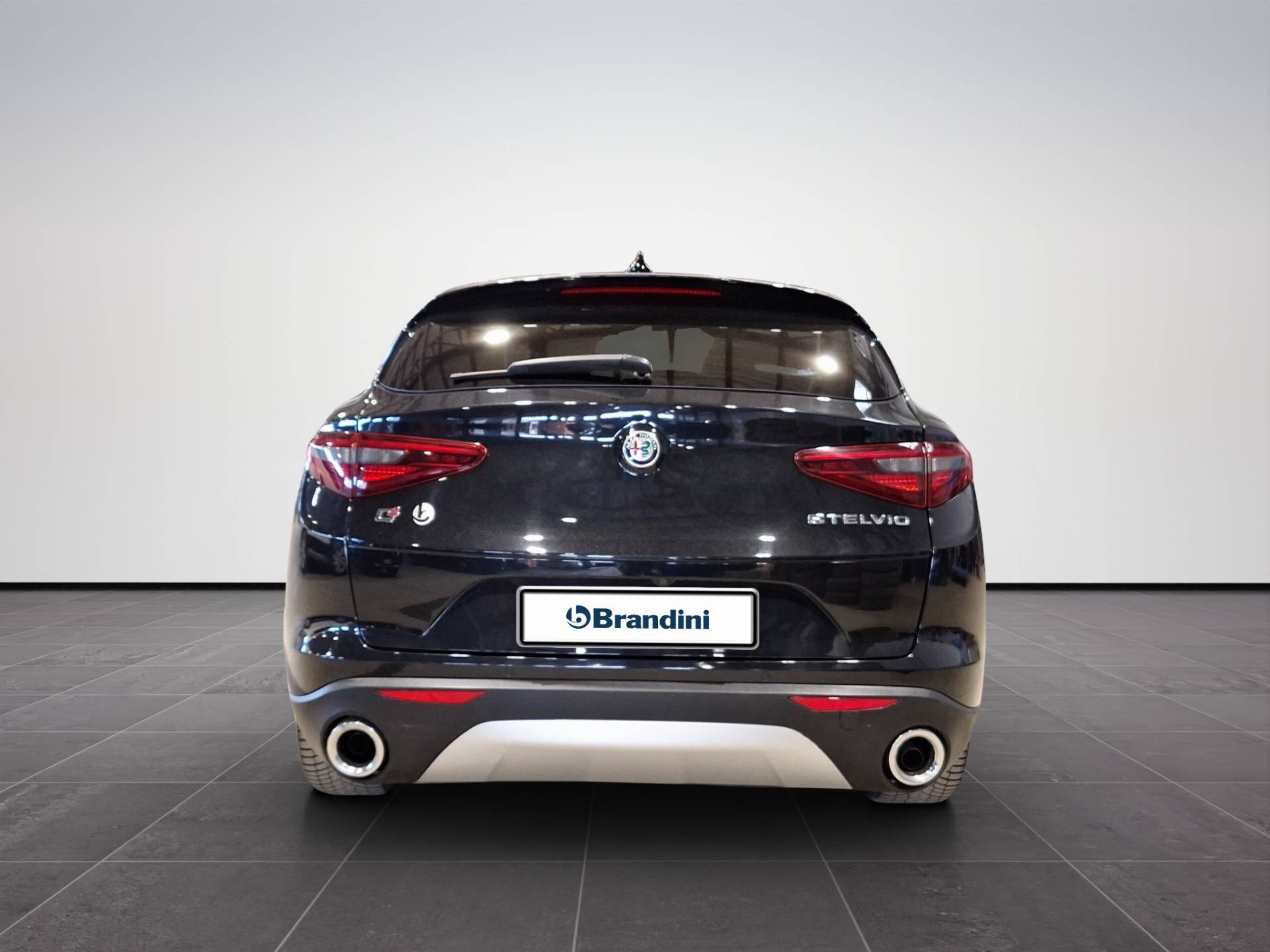 ALFA ROMEO Stelvio Stelvio 2.2 t Executive Q4 210cv auto my19 usata in pronta consegna - Brandini