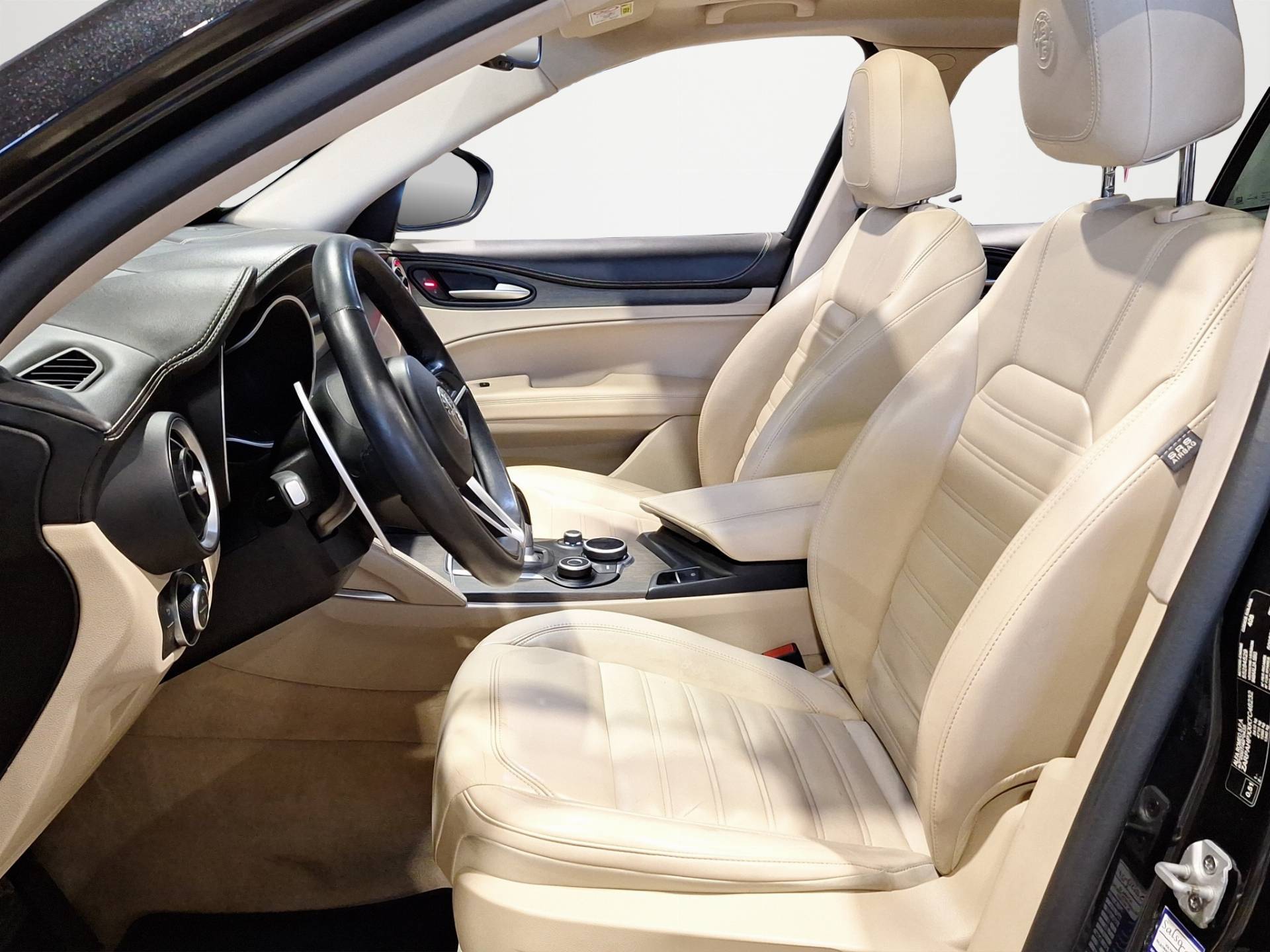 ALFA ROMEO Stelvio Stelvio 2.2 t Executive Q4 210cv auto my19 usata in pronta consegna - Brandini