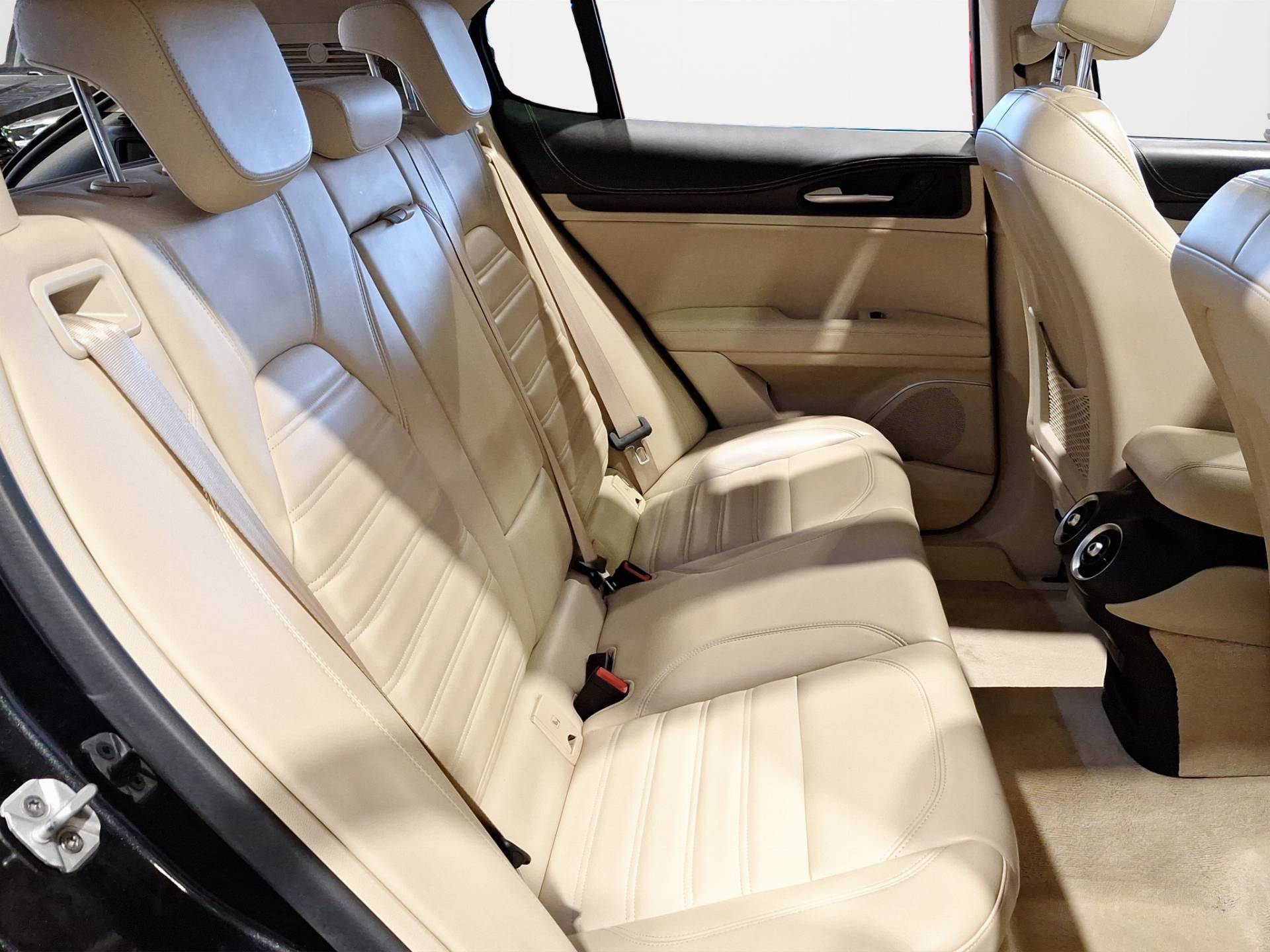 ALFA ROMEO Stelvio Stelvio 2.2 t Executive Q4 210cv auto my19 usata in pronta consegna - Brandini