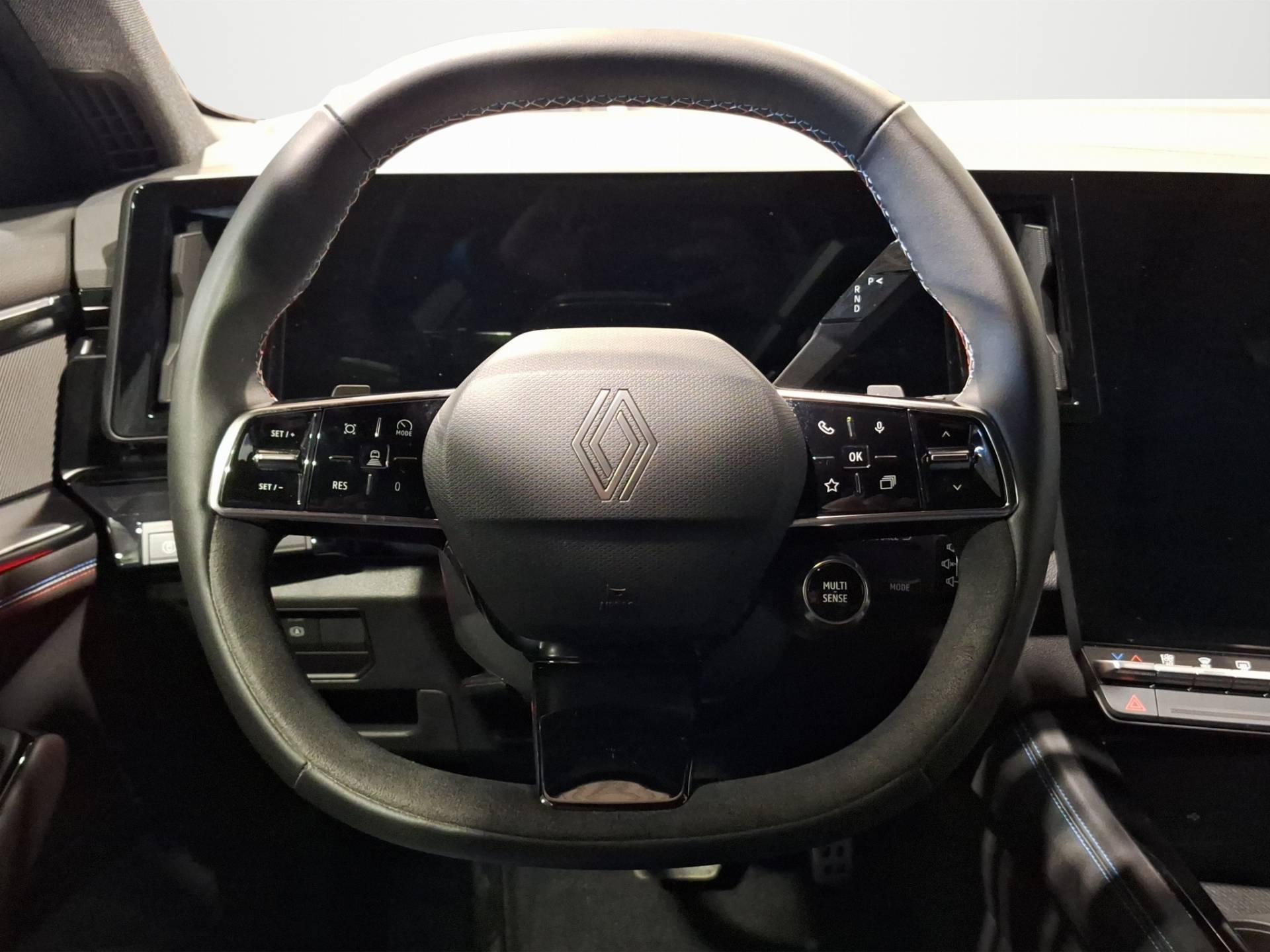 RENAULT Rafale Rafale 1.2 e-Tech full hybrid esprit Alpine 200cv auto usata in pronta consegna - Brandini