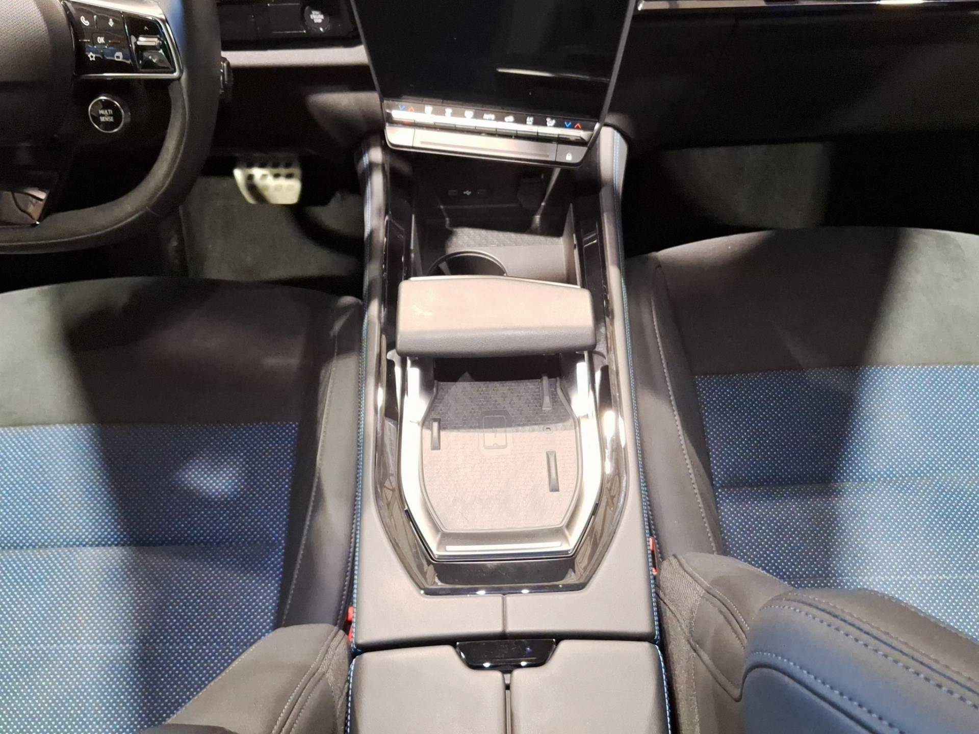 RENAULT Rafale Rafale 1.2 e-Tech full hybrid esprit Alpine 200cv auto usata in pronta consegna - Brandini