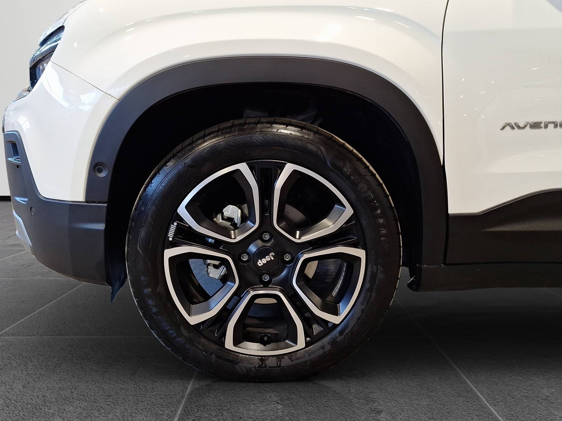 JEEP Avenger Avenger 1.2 Turbo 100 CV Summit usata in pronta consegna - Brandini