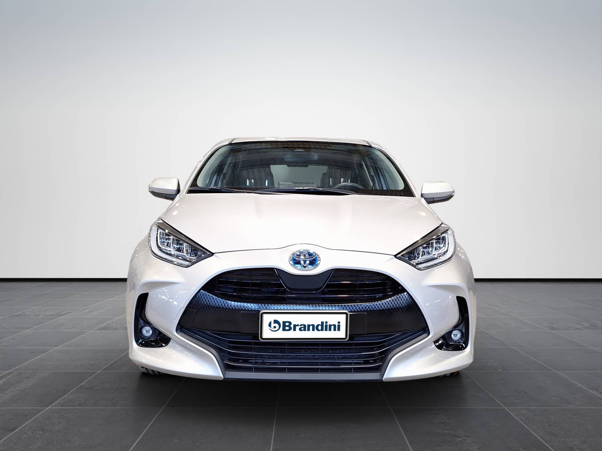 Auto Venduta - TOYOTA Yaris Yaris 1.5h Trend usata in pronta consegna - Brandini