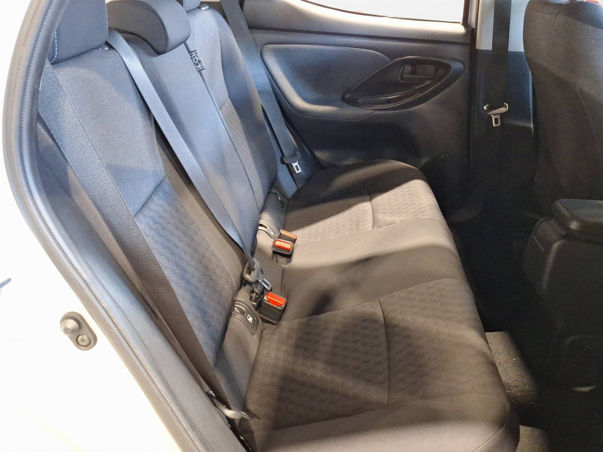 Auto Venduta - TOYOTA Yaris Yaris 1.5h Trend usata in pronta consegna - Brandini