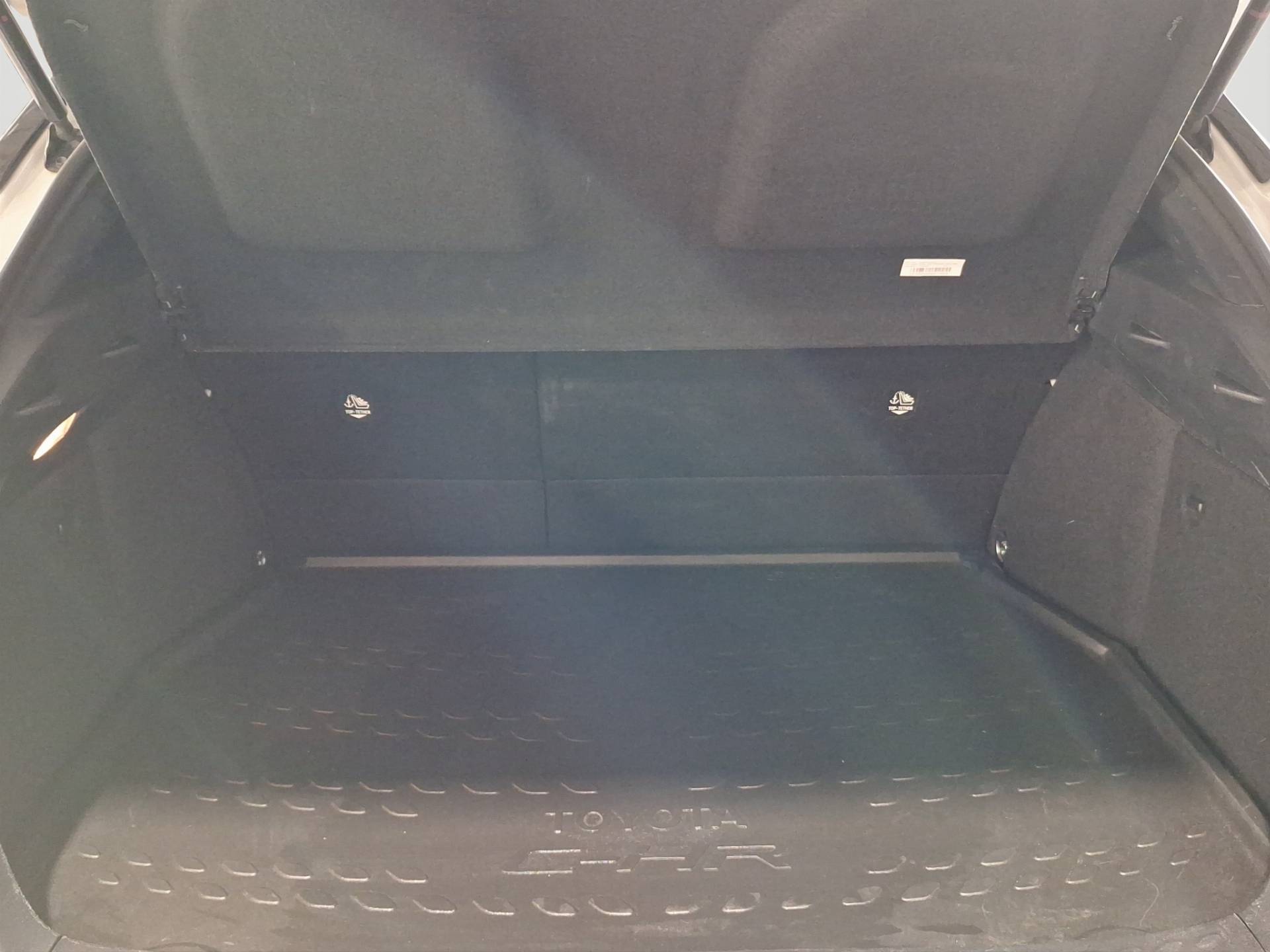 Auto Venduta - TOYOTA C-HR C-HR 2.0h Lounge e-cvt usata in pronta consegna - Brandini