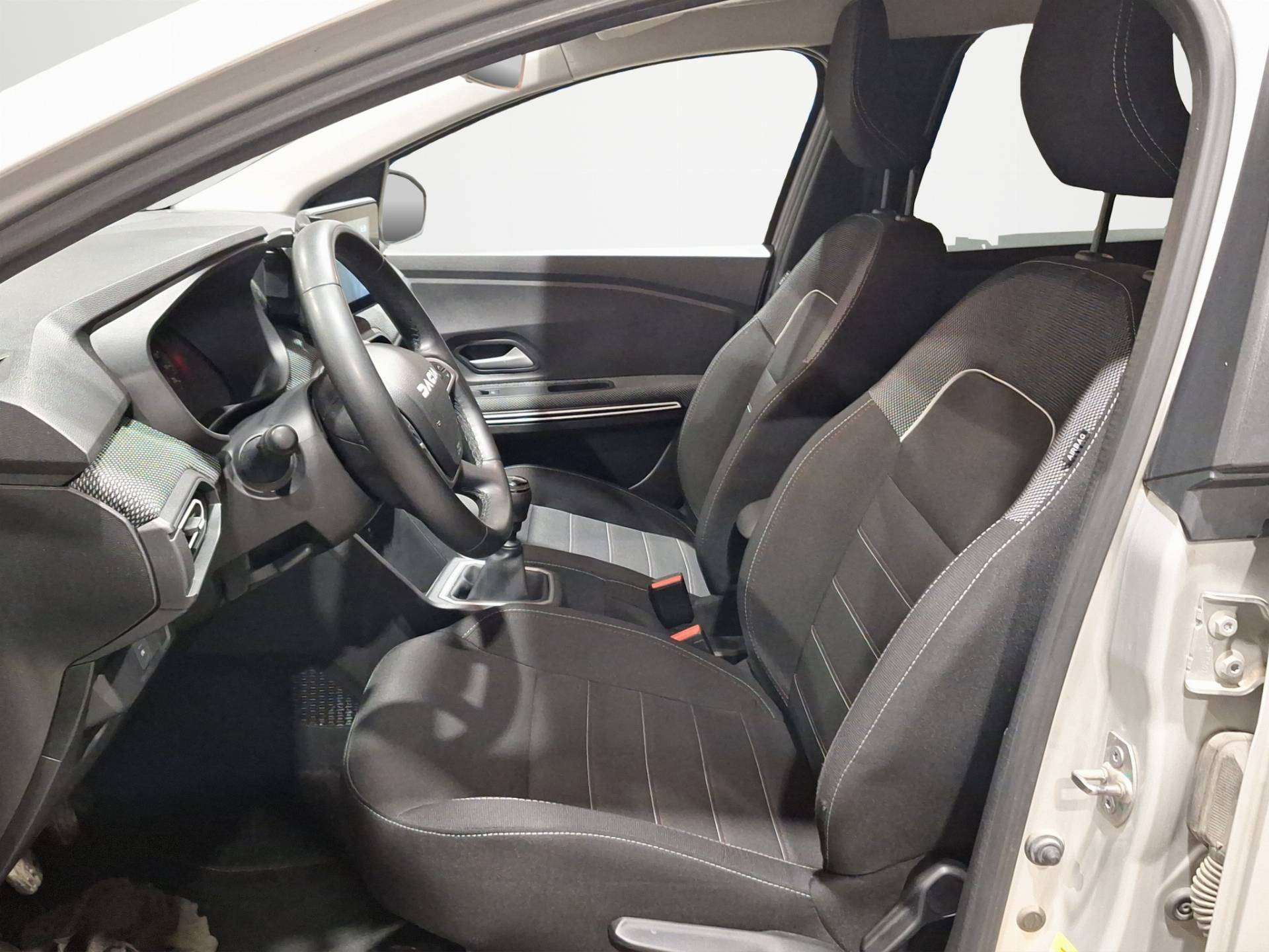 Auto Venduta - DACIA Jogger Jogger 1.0 tce Comfort Gpl 100cv 7p.ti usata in pronta consegna - Brandini