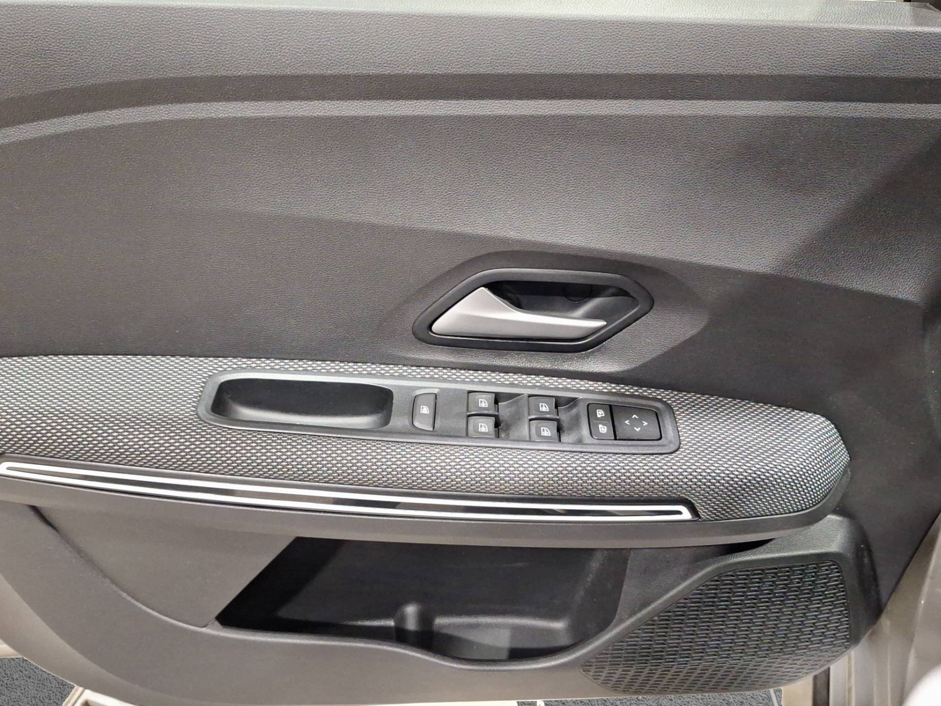 Auto Venduta - DACIA Jogger Jogger 1.0 tce Comfort Gpl 100cv 7p.ti usata in pronta consegna - Brandini