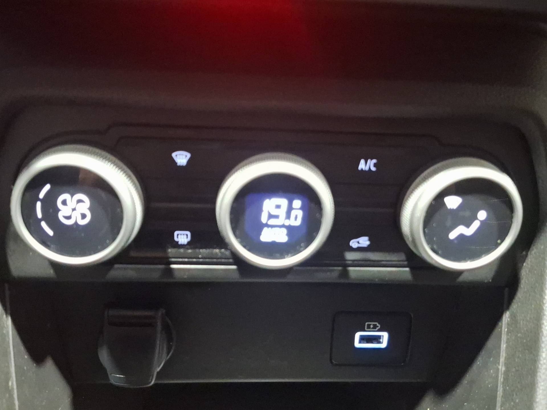 Auto Venduta - DACIA Jogger Jogger 1.0 tce Comfort Gpl 100cv 7p.ti usata in pronta consegna - Brandini