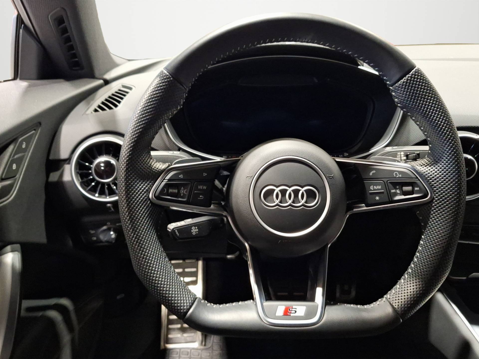 AUDI TT TTS Coupe 2.0 tfsi quattro 320cv s-tronic usata in pronta consegna - Brandini