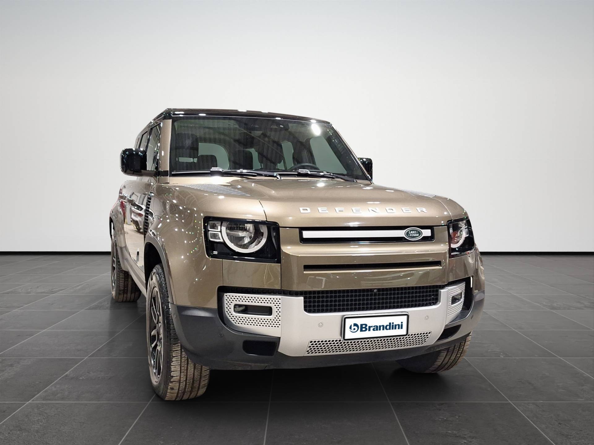 LAND ROVER Defender Defender 110 3.0d i6 mhev S awd 200cv auto usata in pronta consegna - Brandini
