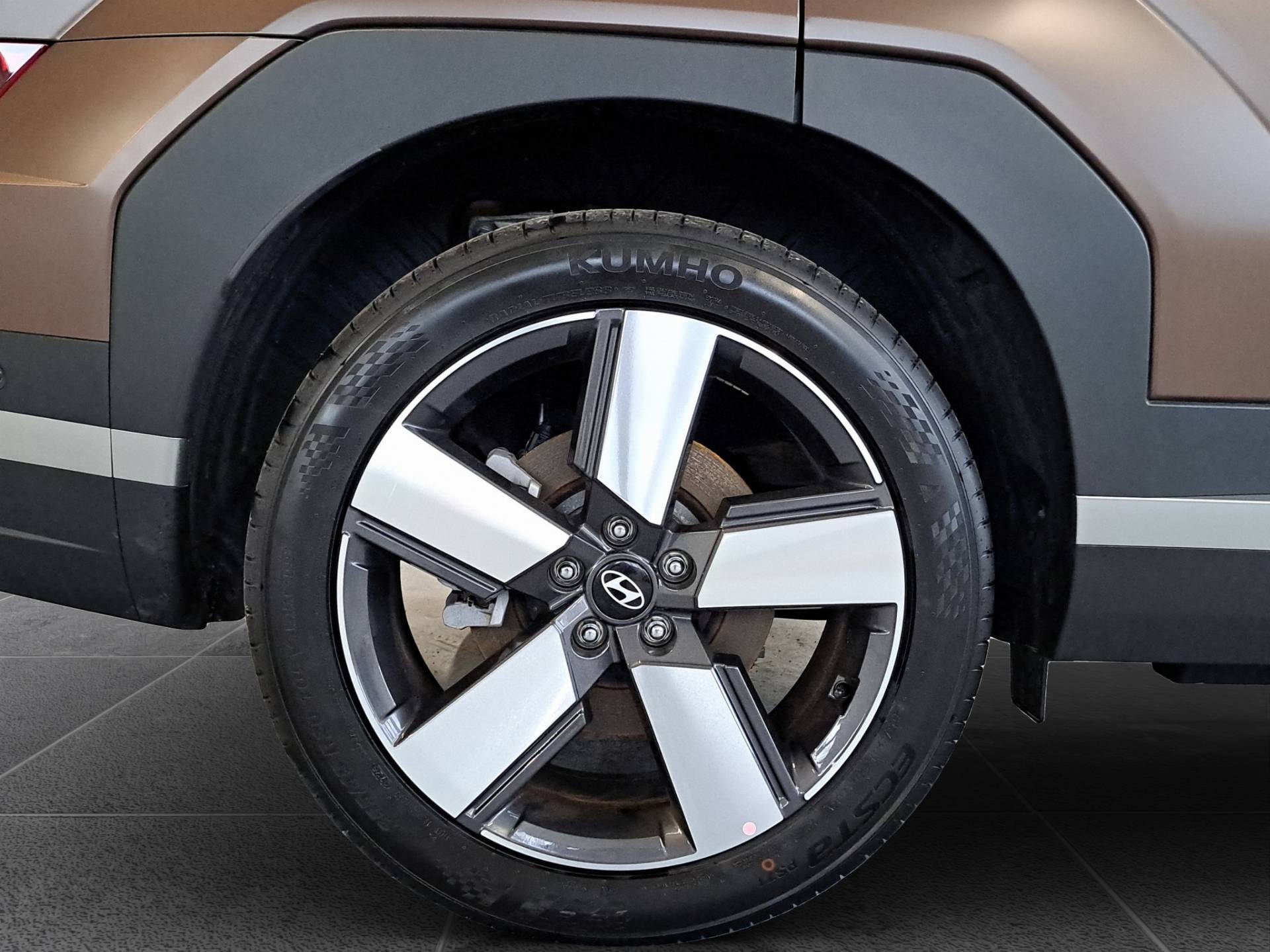 Auto Venduta - HYUNDAI SANTA FE Santa Fe 1.6 t-gdi hev XClass 2wd 215cv at 7p.ti usata in pronta consegna - Brandini